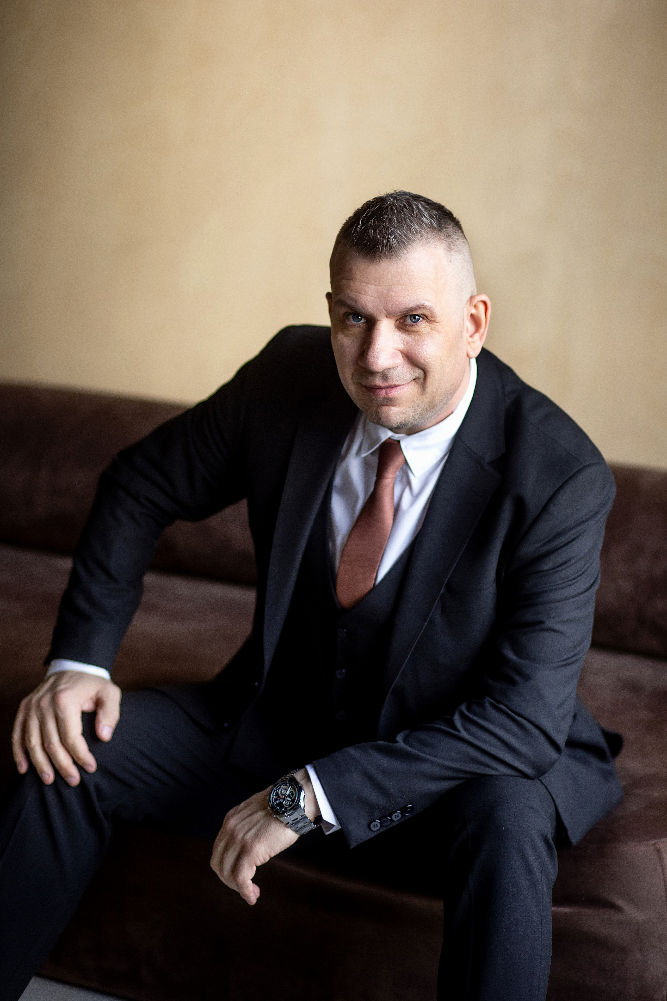 Артем. Инвестор