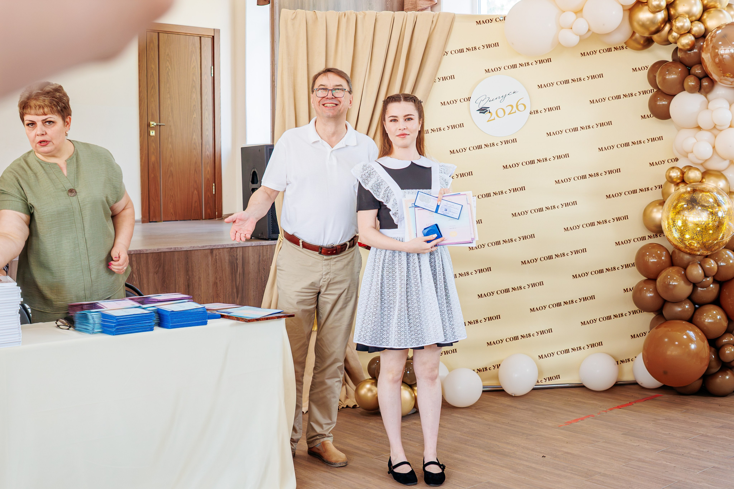 Вручение аттестатов. Свадебный и семейный фотограф в Армавире