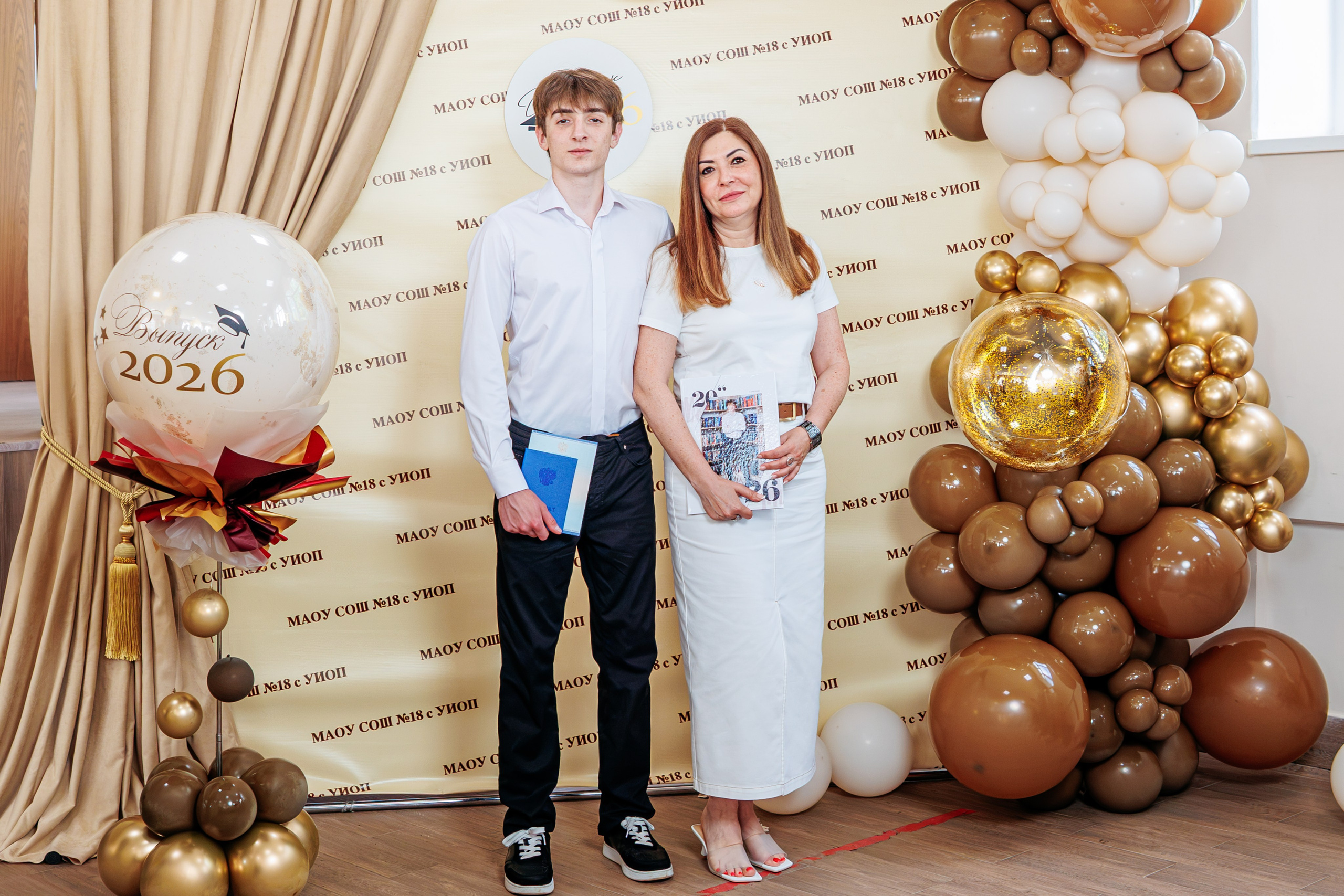 Вручение аттестатов. Свадебный и семейный фотограф в Армавире