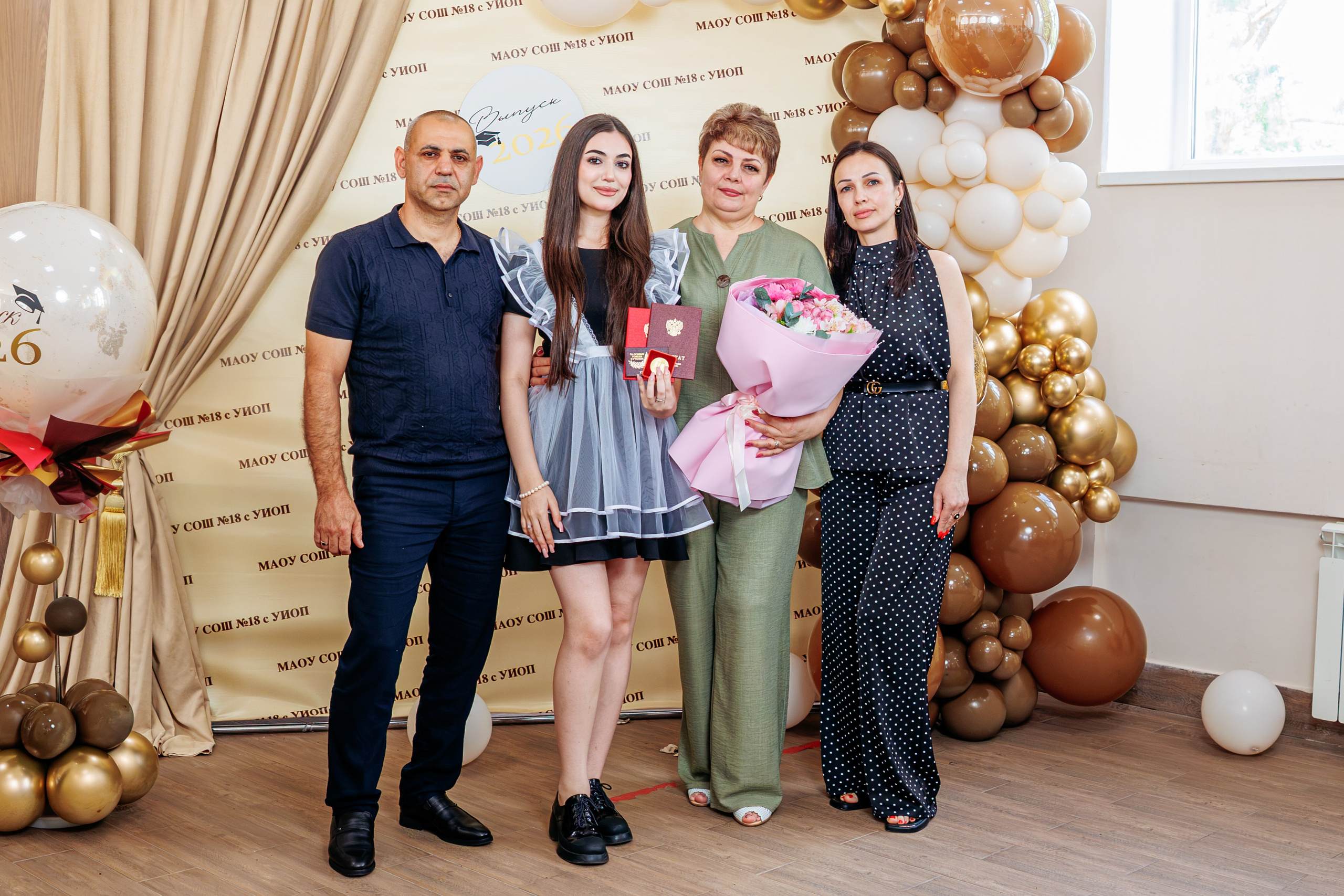 Вручение аттестатов. Свадебный и семейный фотограф в Армавире