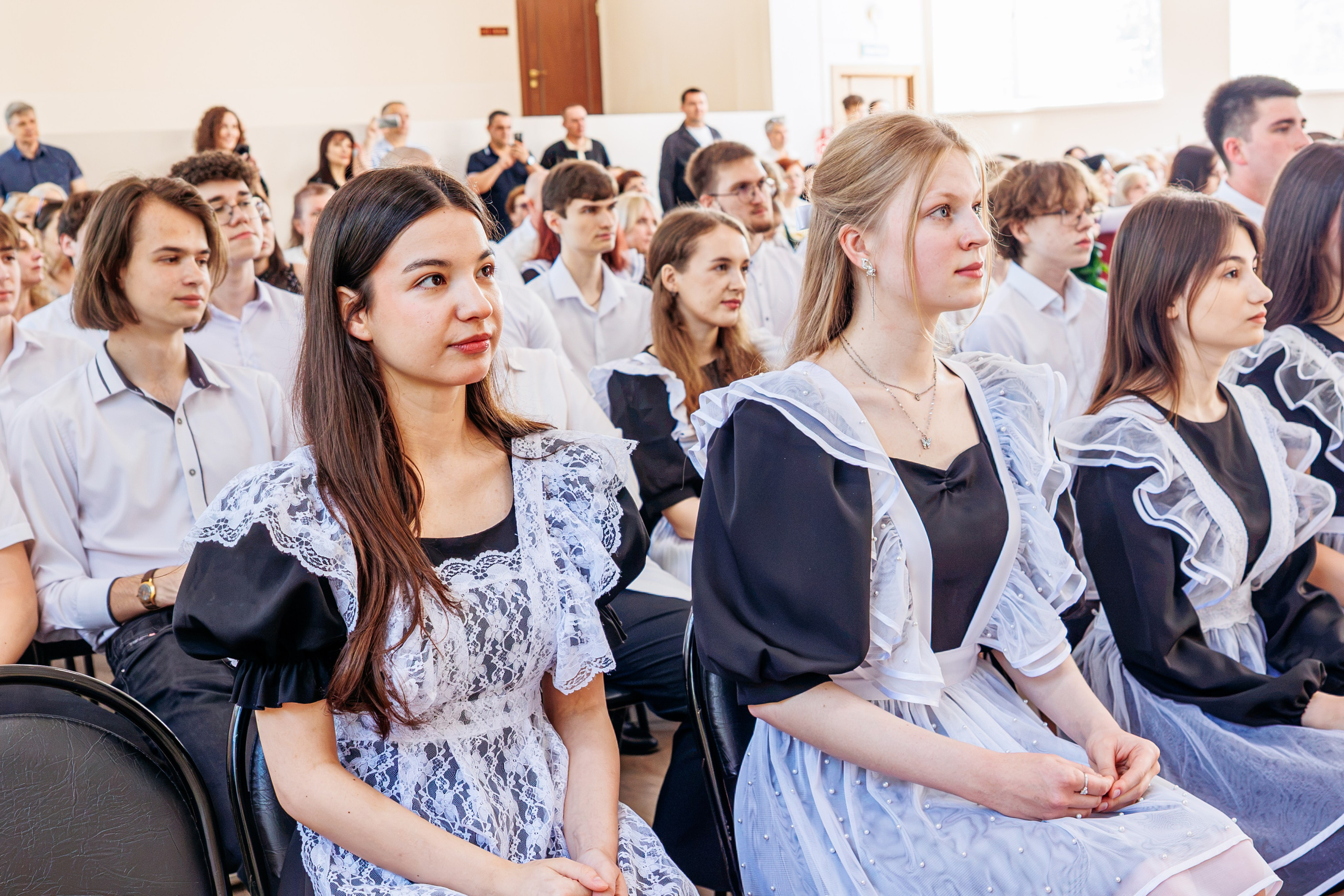 Вручение аттестатов. Свадебный и семейный фотограф в Армавире