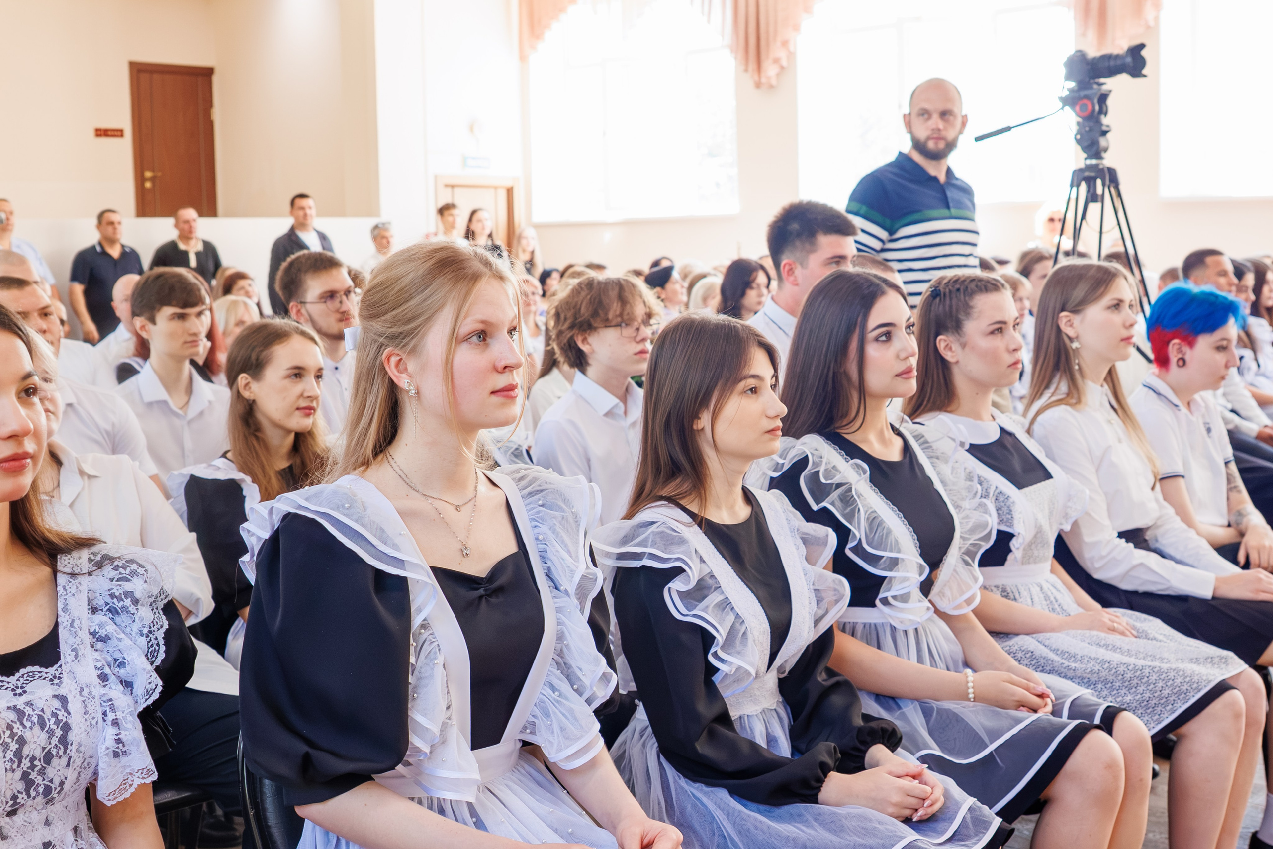 Вручение аттестатов. Свадебный и семейный фотограф в Армавире