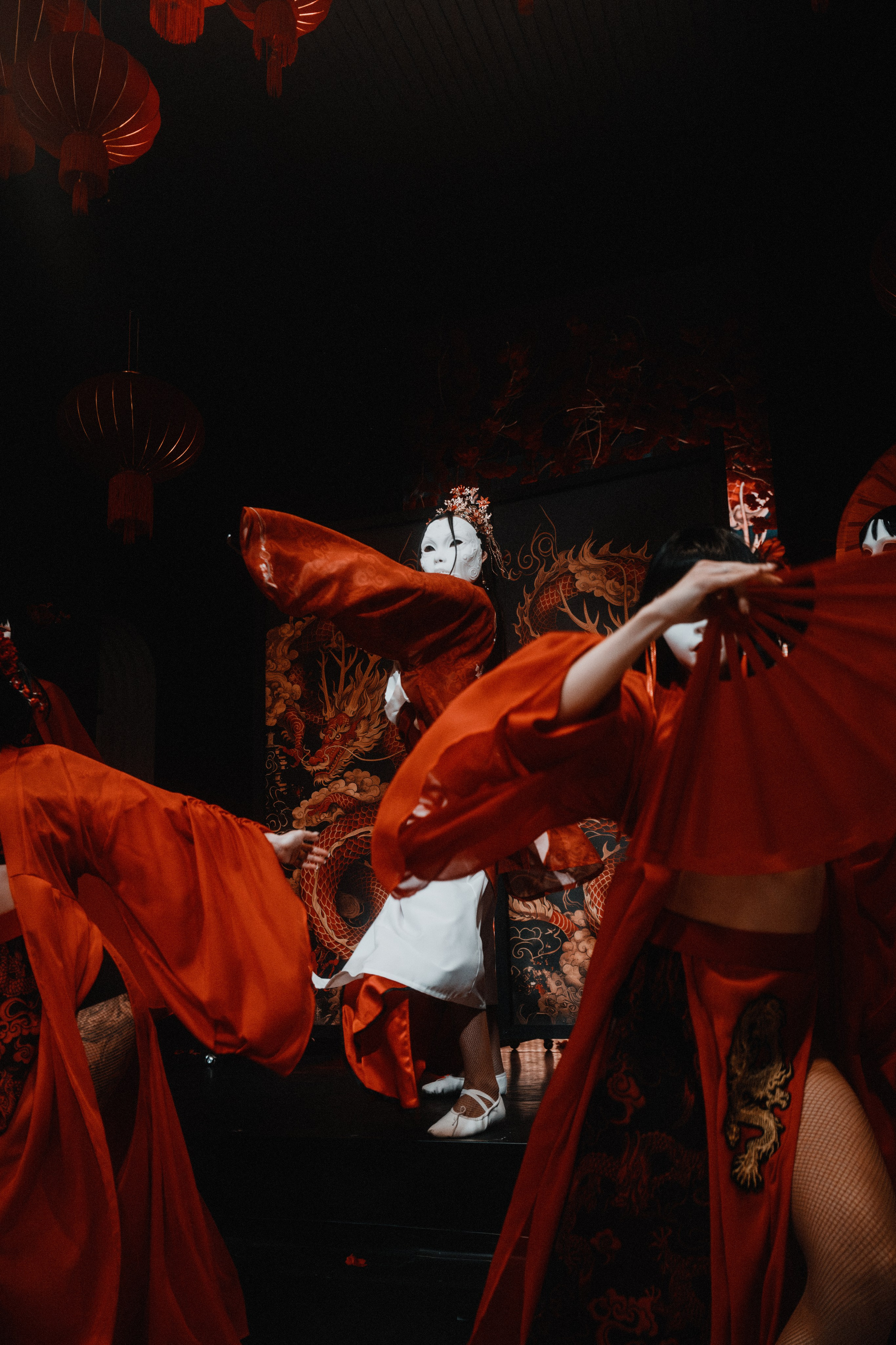 8 марта (воскресенье). BENUAR Restaurant