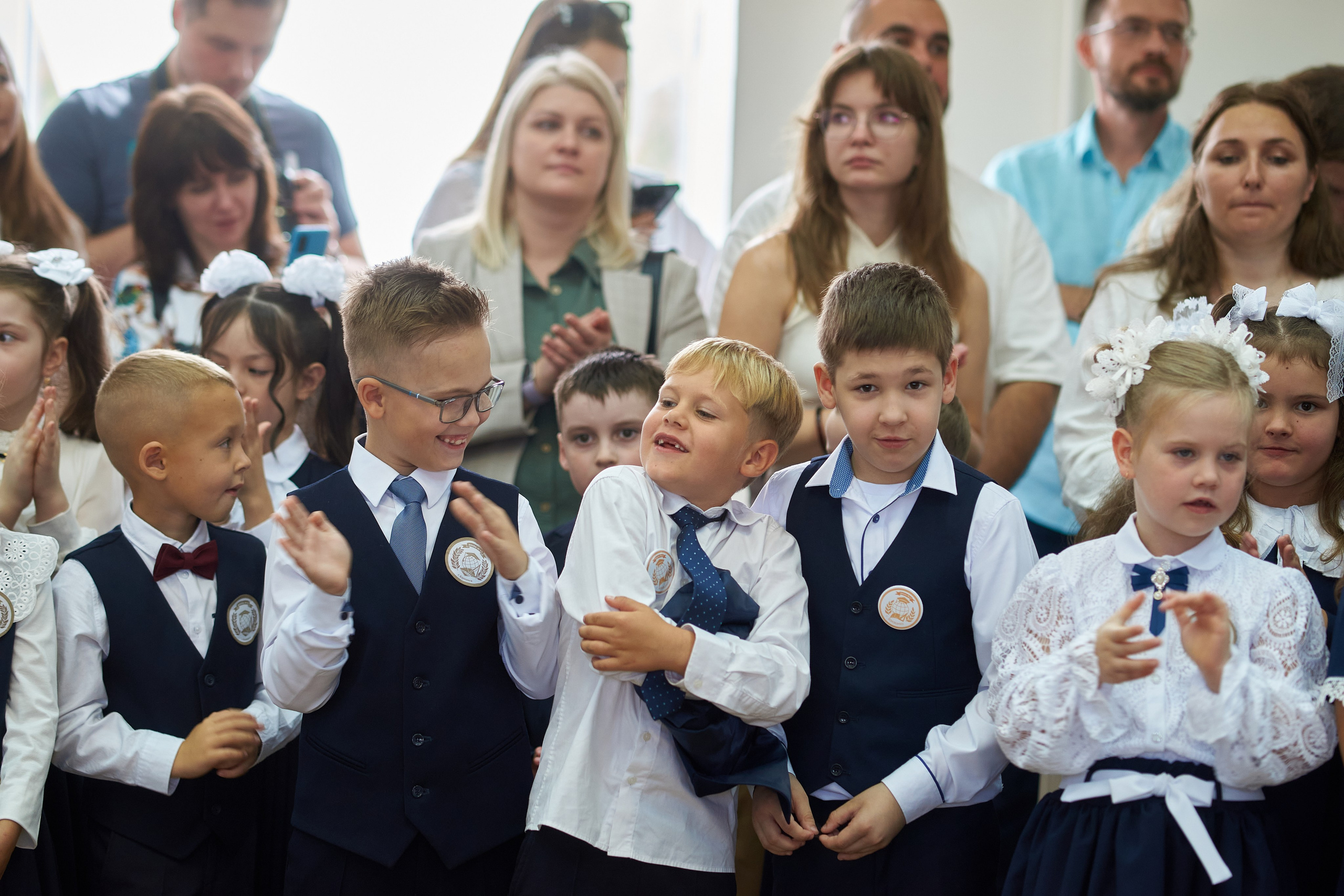 1 класс в День Знаний. Фотограф Владимир Артамонов