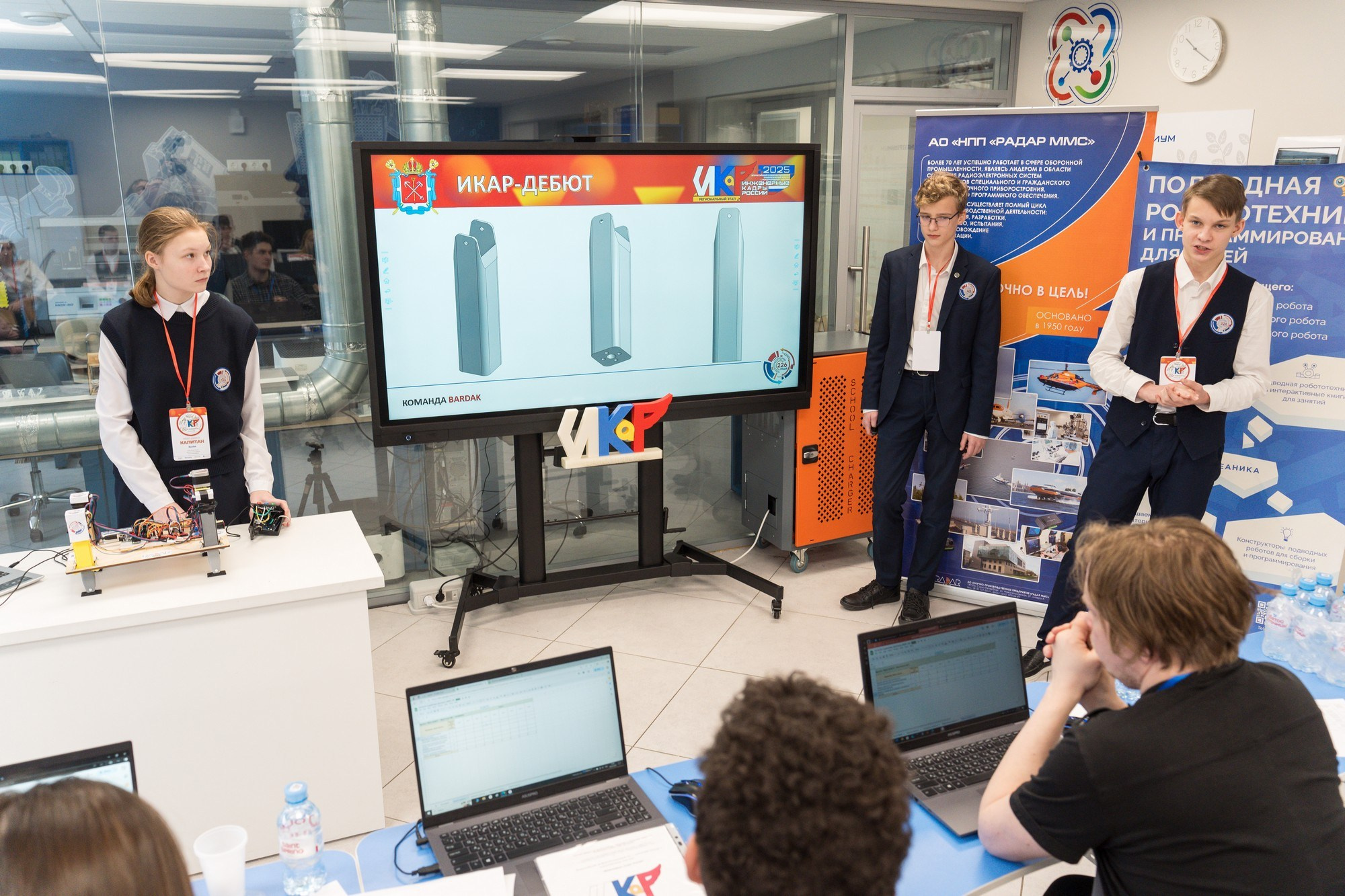 Инженерные кадры России. Репортажная съёмка в Санкт-Петербурге, Константин Петров