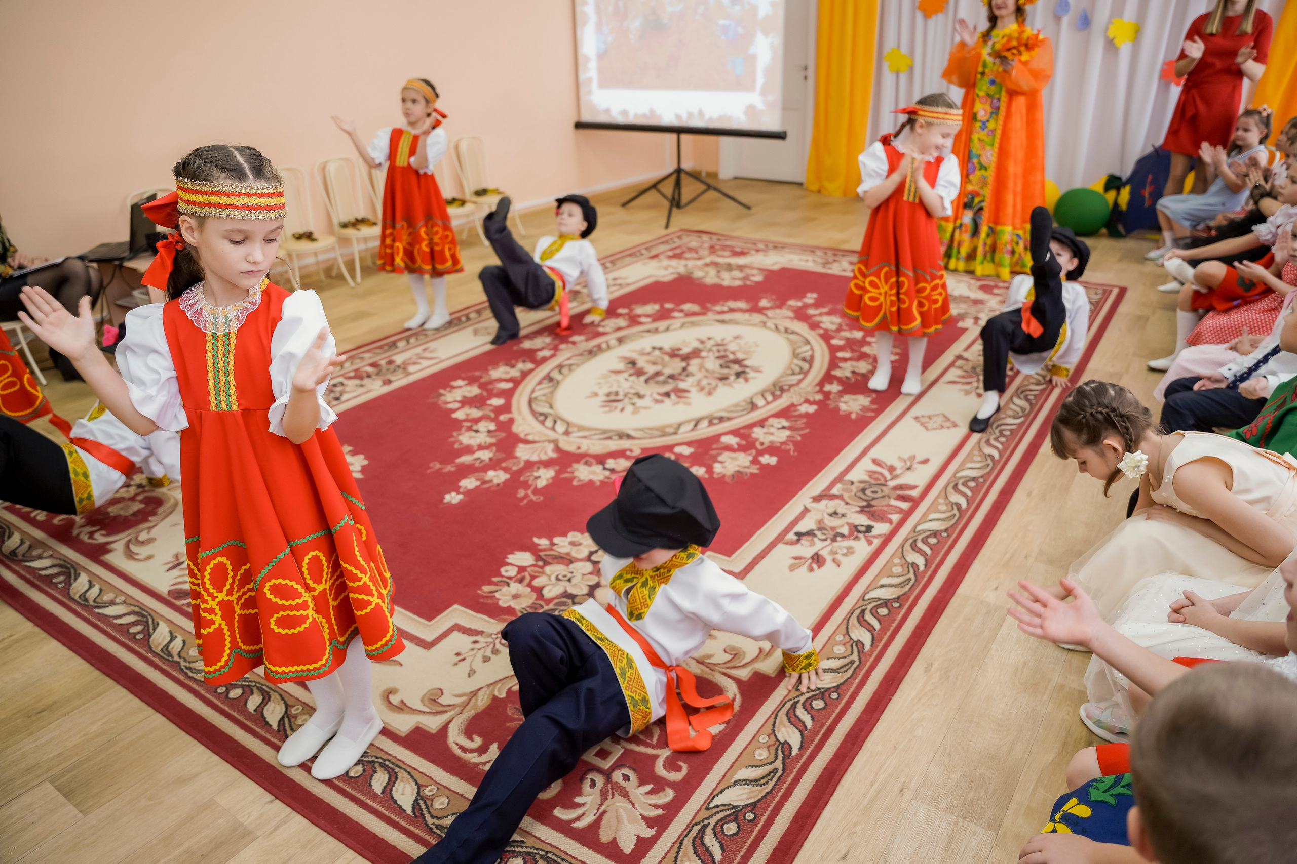 Еще осень. Геннадий Войтов — контент под любые задачи