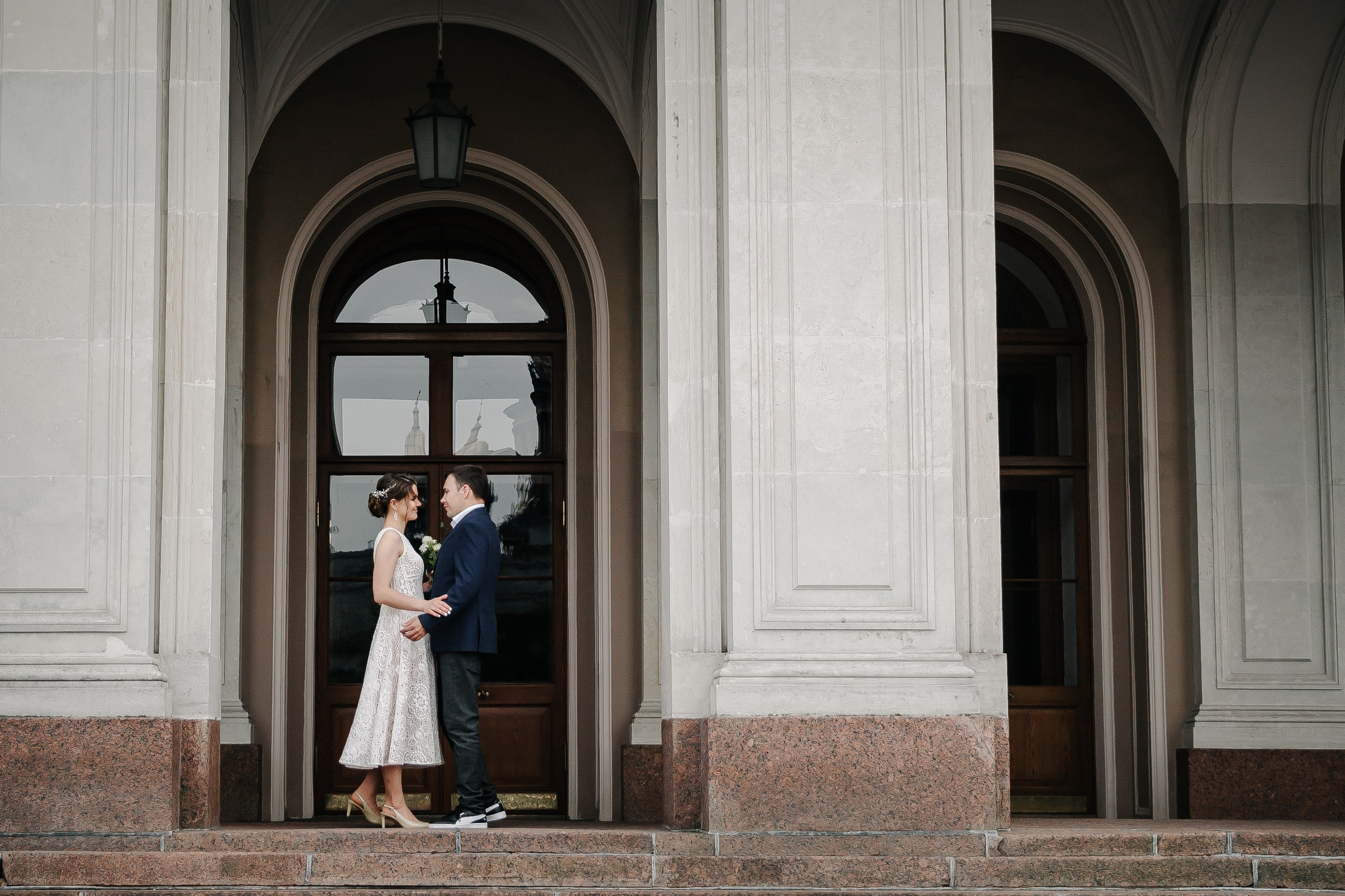 ДВОРЕЦ № 1 | Июль, Исаакиевская площадь. Свадебный фотограф в Санкт-Петербурге Полина Корзухина