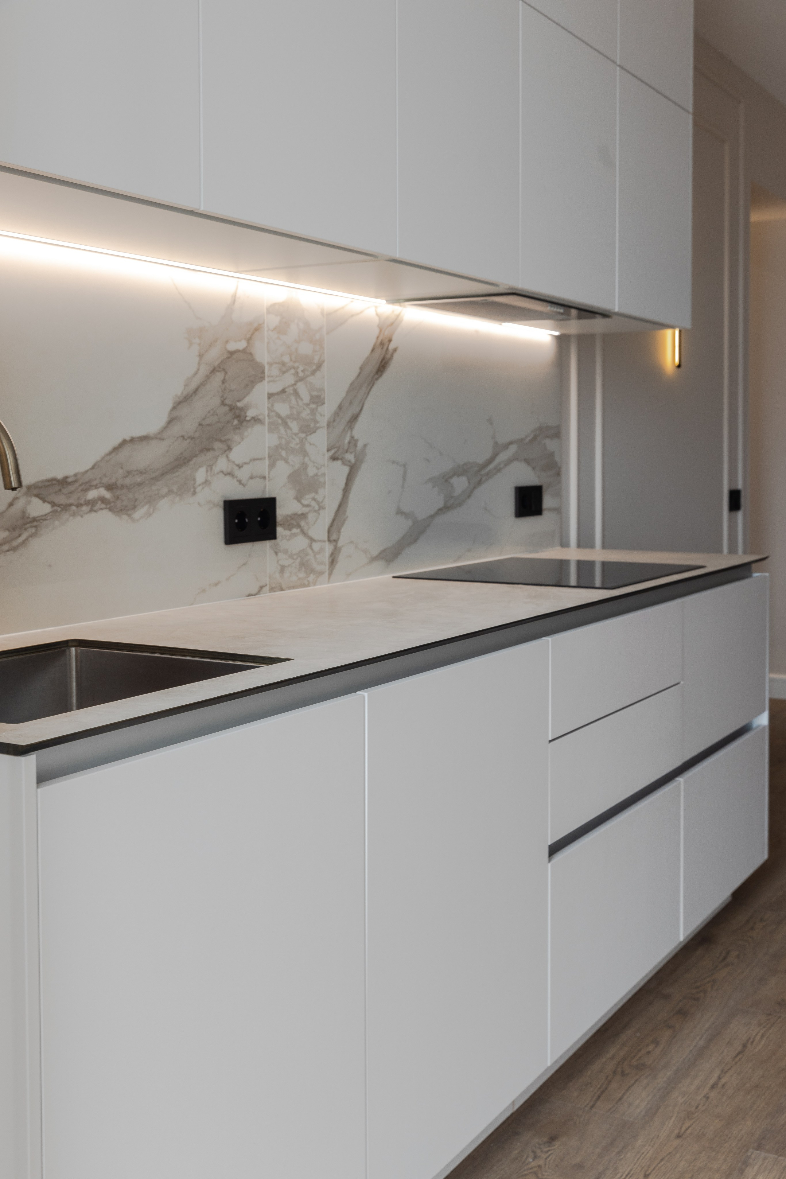 Северный Парк | Кухня | ГР-5743. ГУДРУМ — Мебель на заказ в Томске | Кухни | Шкафы | Стулья и Столы