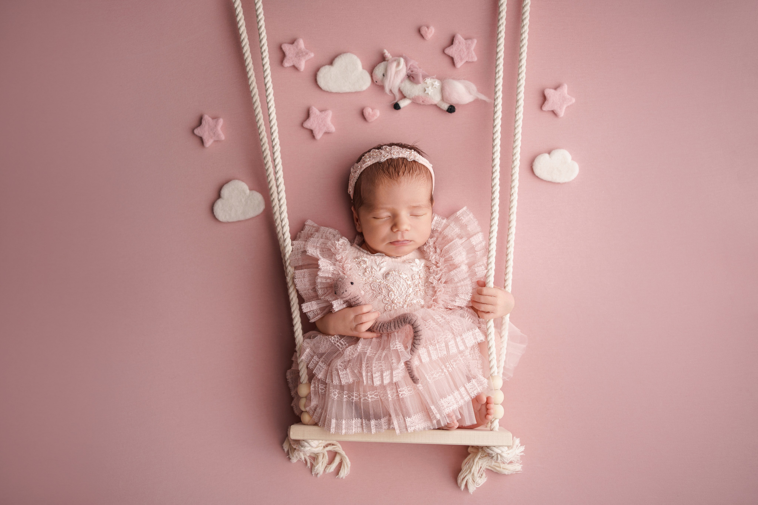 Фотосессия новорожденных | Галерея трогательных кадров малышей в стиле newborn. Фотосессия новорожденных в Москве и Московской области | Профессиональный фотограф newborn — Татьяна Иванова