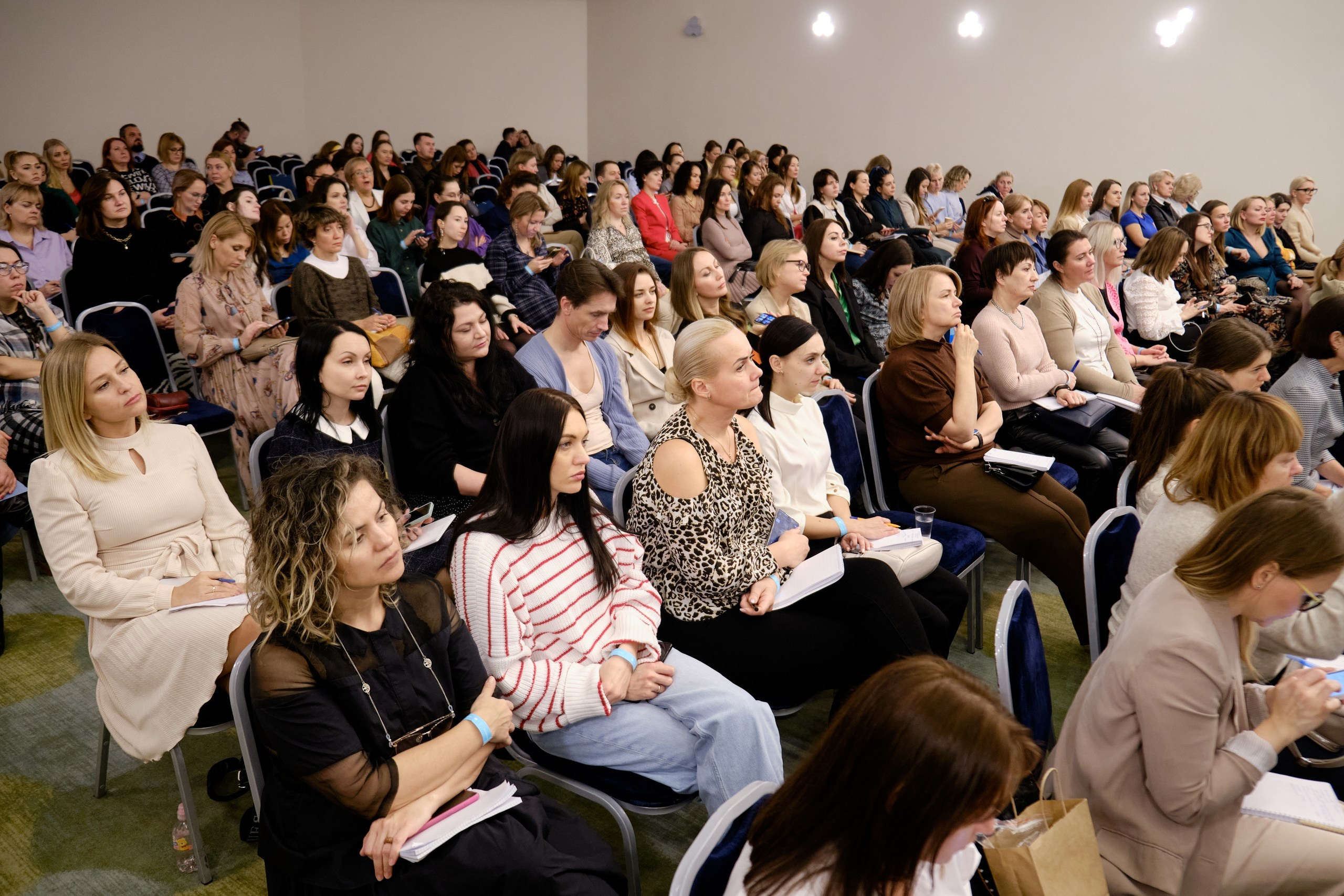 Международная академия образования. Репортажный фотограф в Москве Денис Тамко