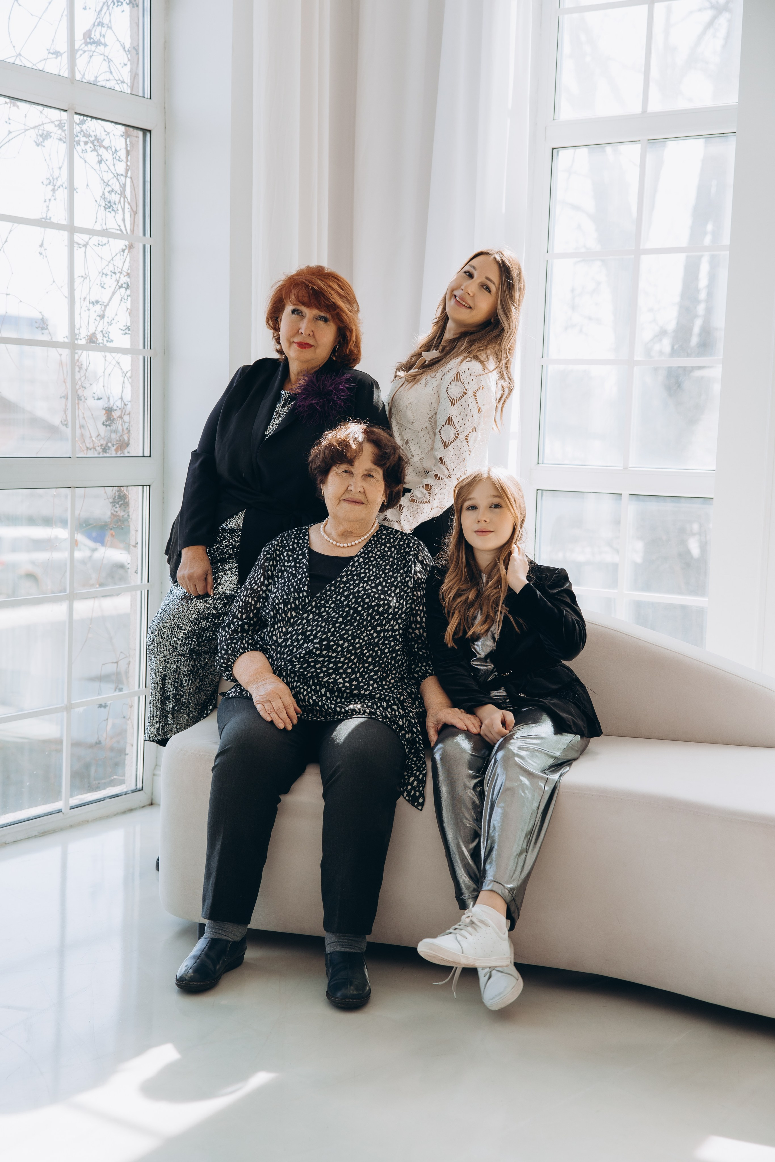 4 поколения. Свадебный, семейный фотограф в Иркутске Светлана Макаричева