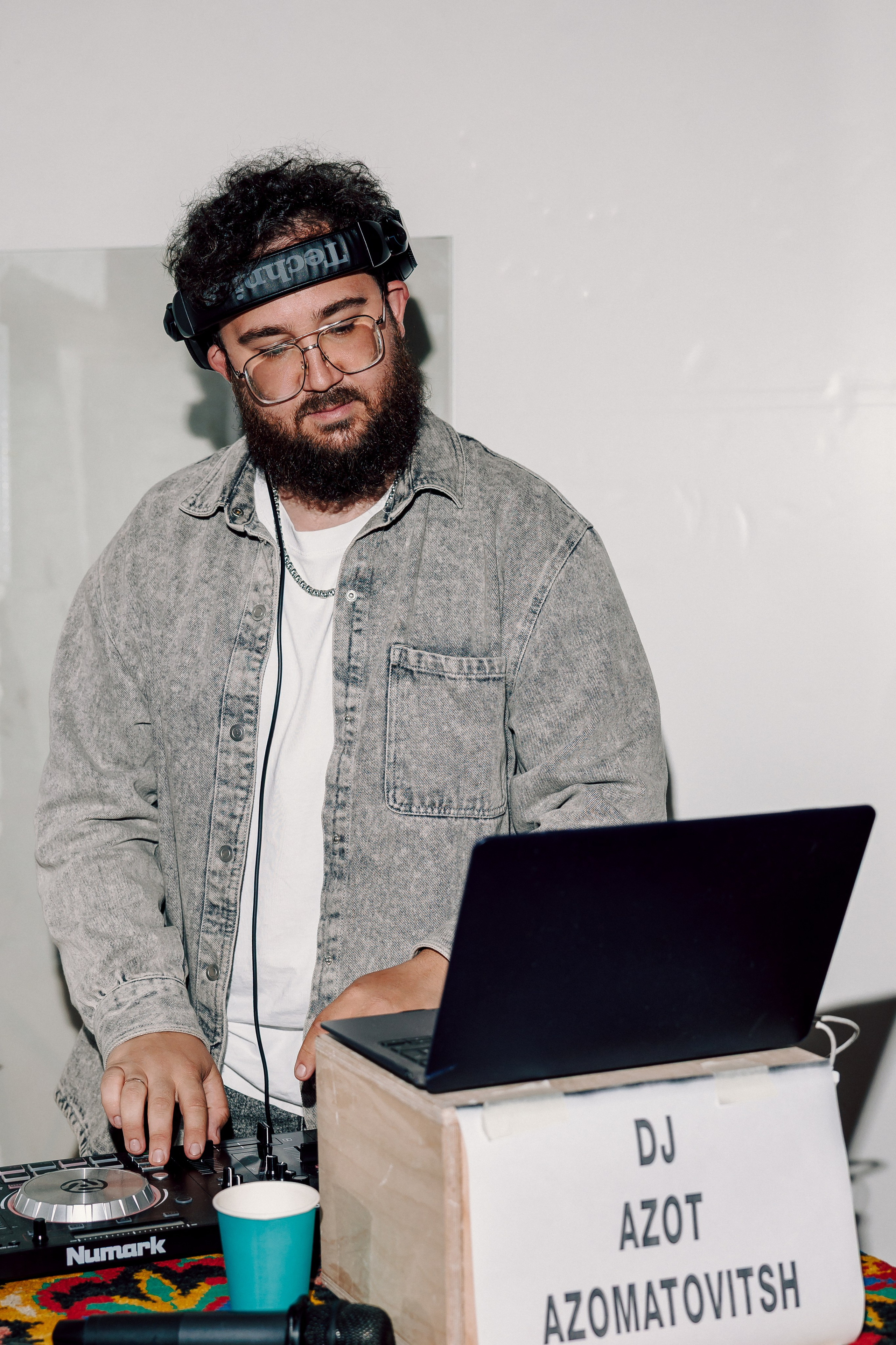 Выпускной курса «Журфак» 2025. Лёшка Варзегов — фотограф