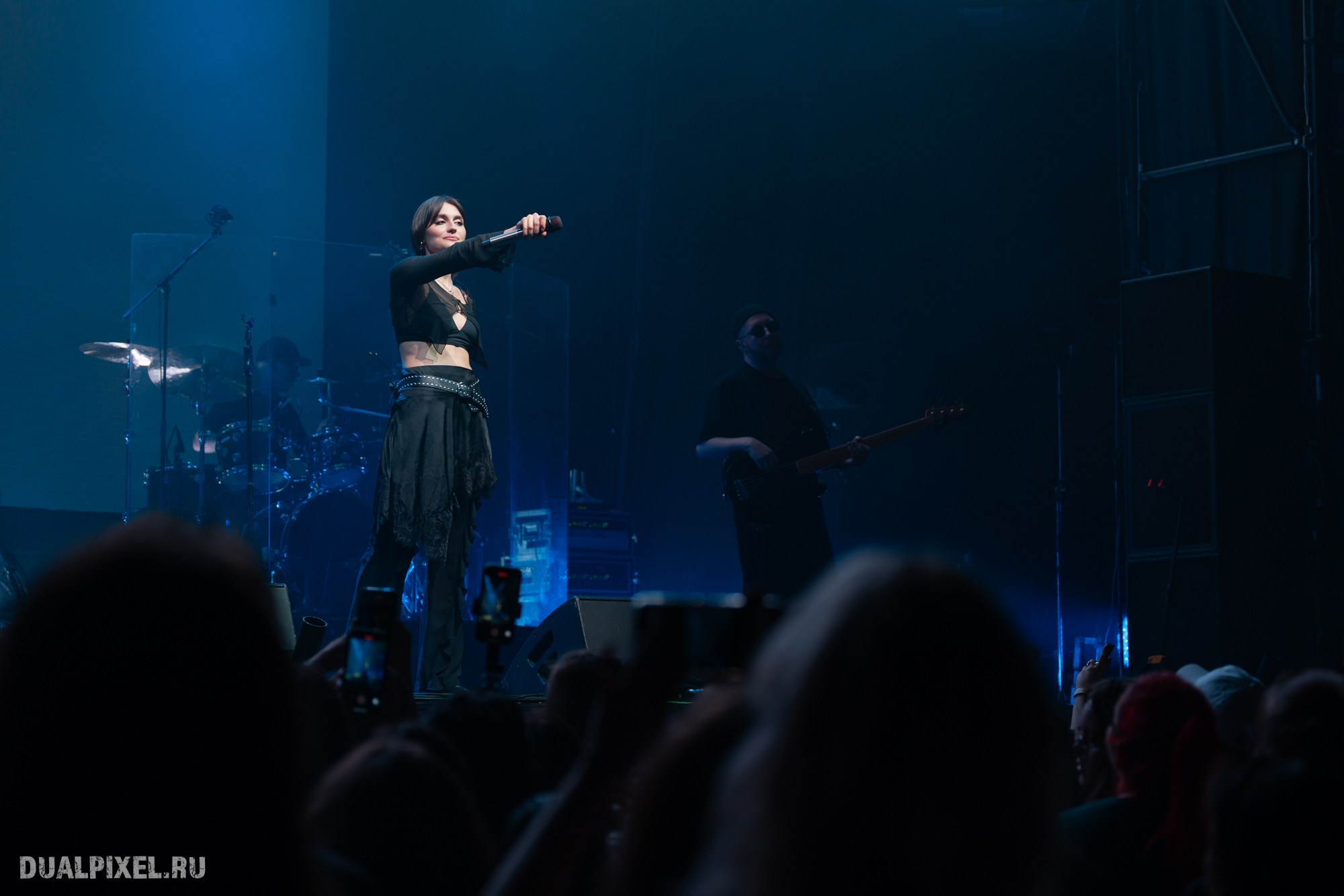 Mona. Магия музыки в кадре: Концертная Фотография