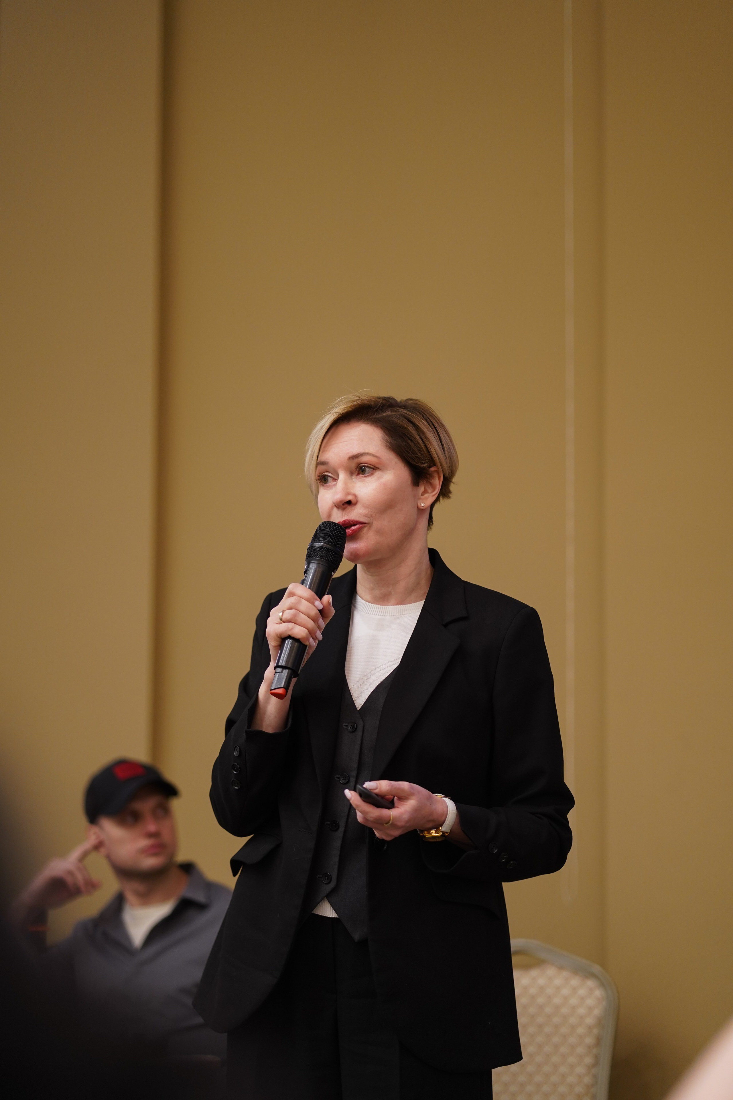 Малоэтажная страна конференция. Фотограф