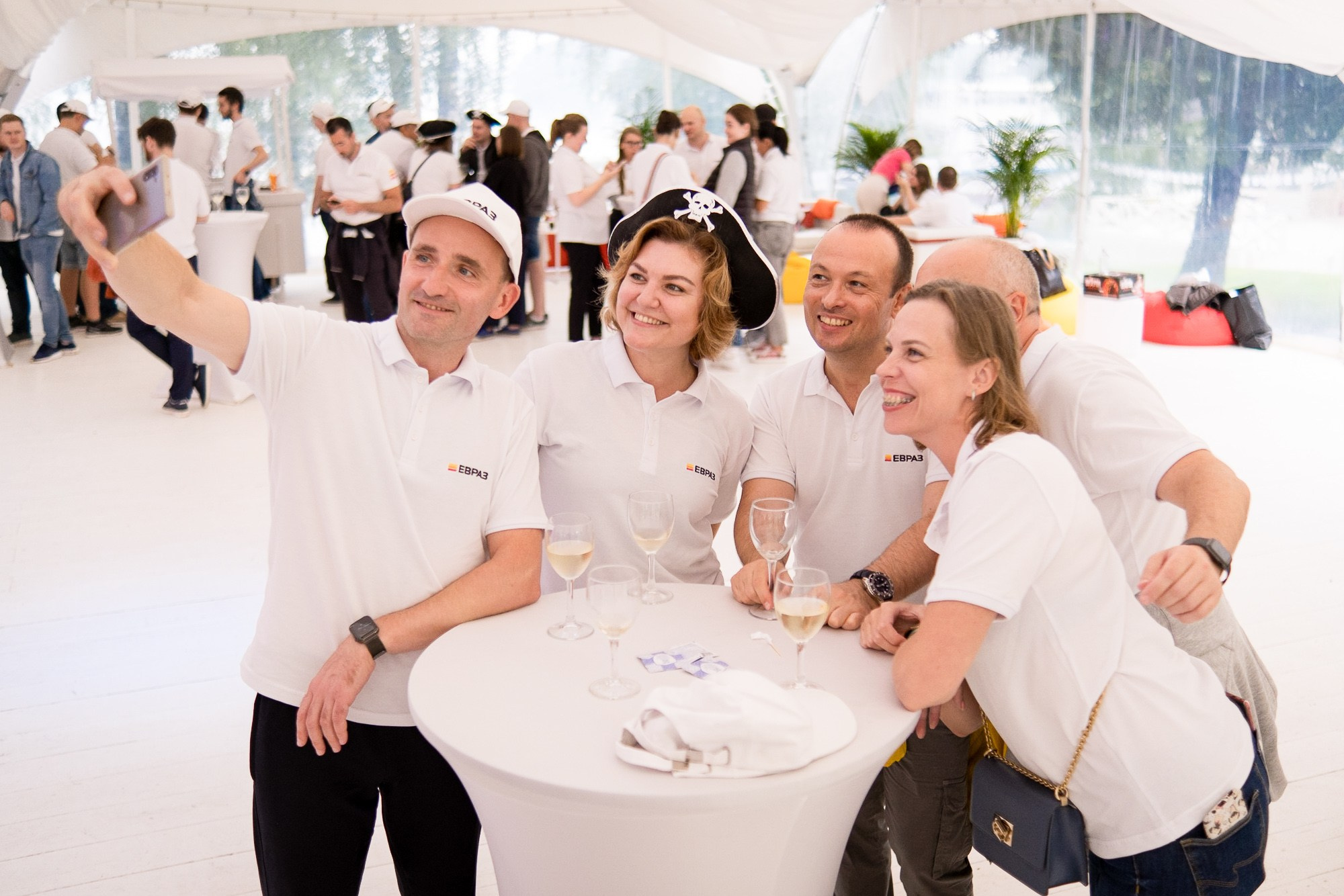 Корпоративная парусная регата Evraz. Репортажный фотограф Денис Тихомиров. Москва