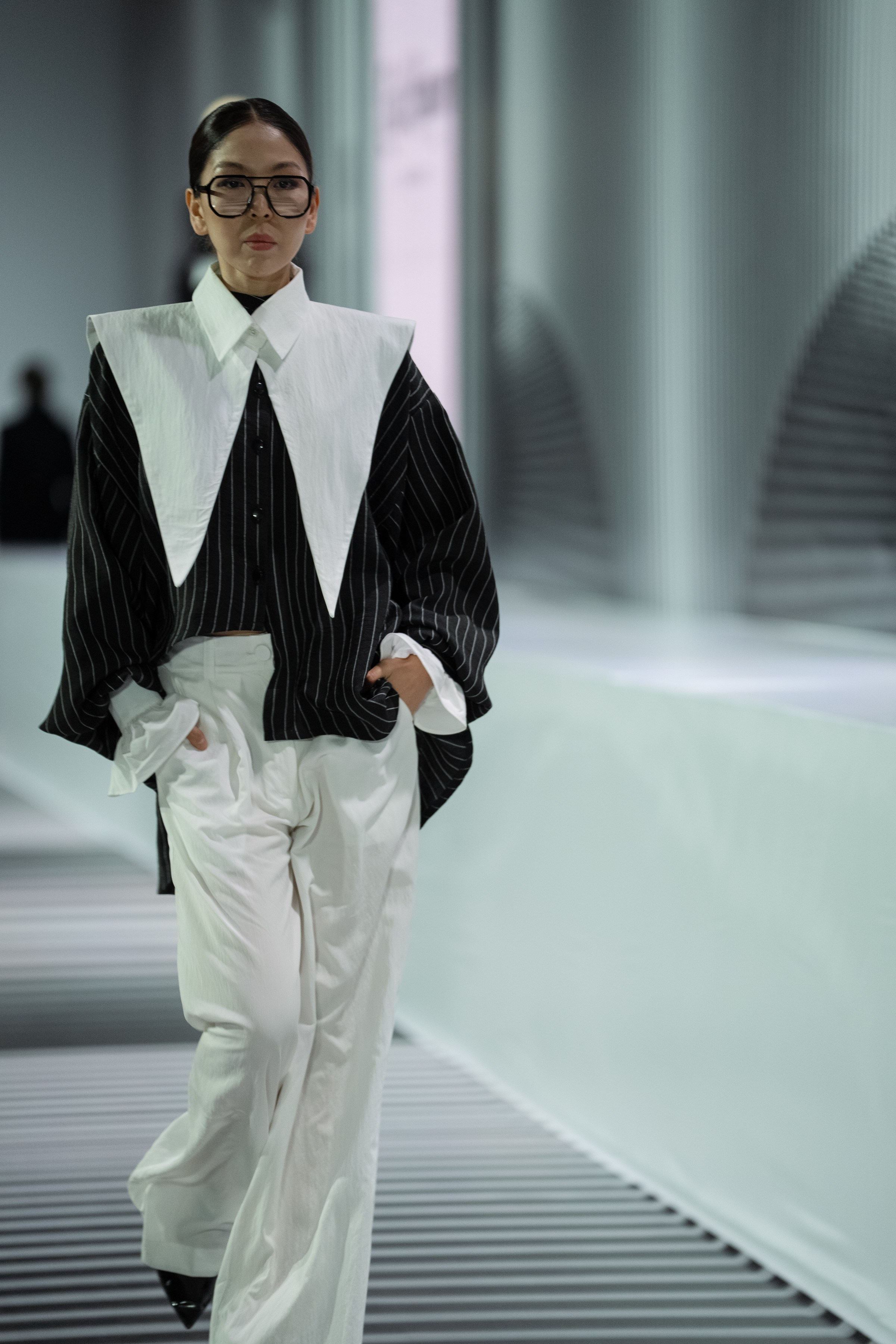 Designer LEILA KHANUM. Сайт Алматинского НЮ АРТ, будуар и фэшн фотографа Дениса Карпенко