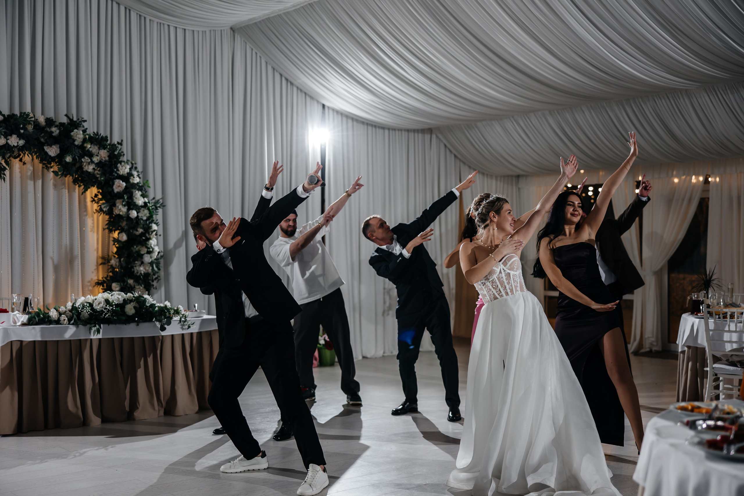 Анонс свадьбы для Ильи и Виктории. Теплый Крымский март. Свадебный фотограф в Крыму и Севастополе Ольга Баскакова