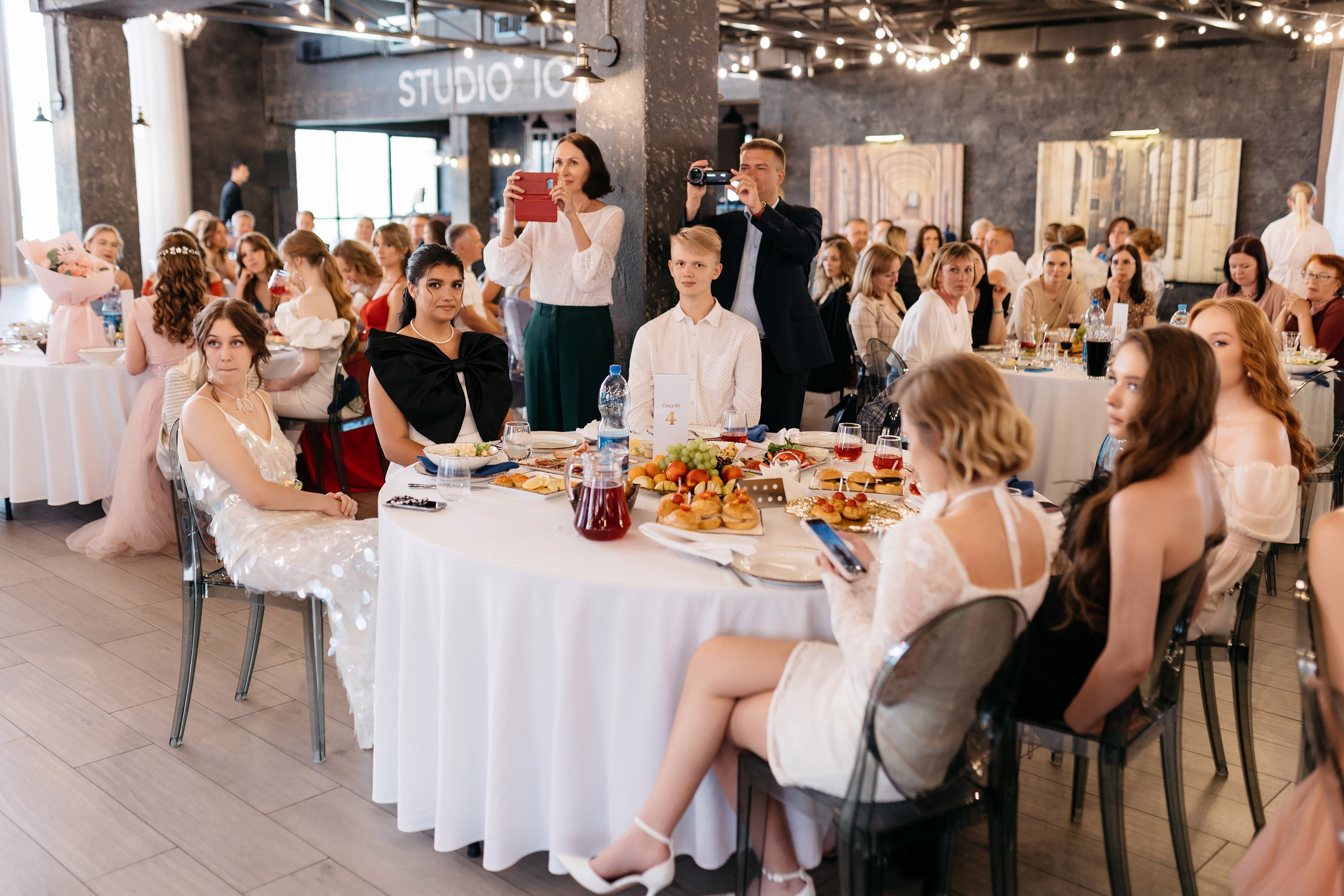 Выпускные. Профессиональный фотограф в Кирове Антон Суслов