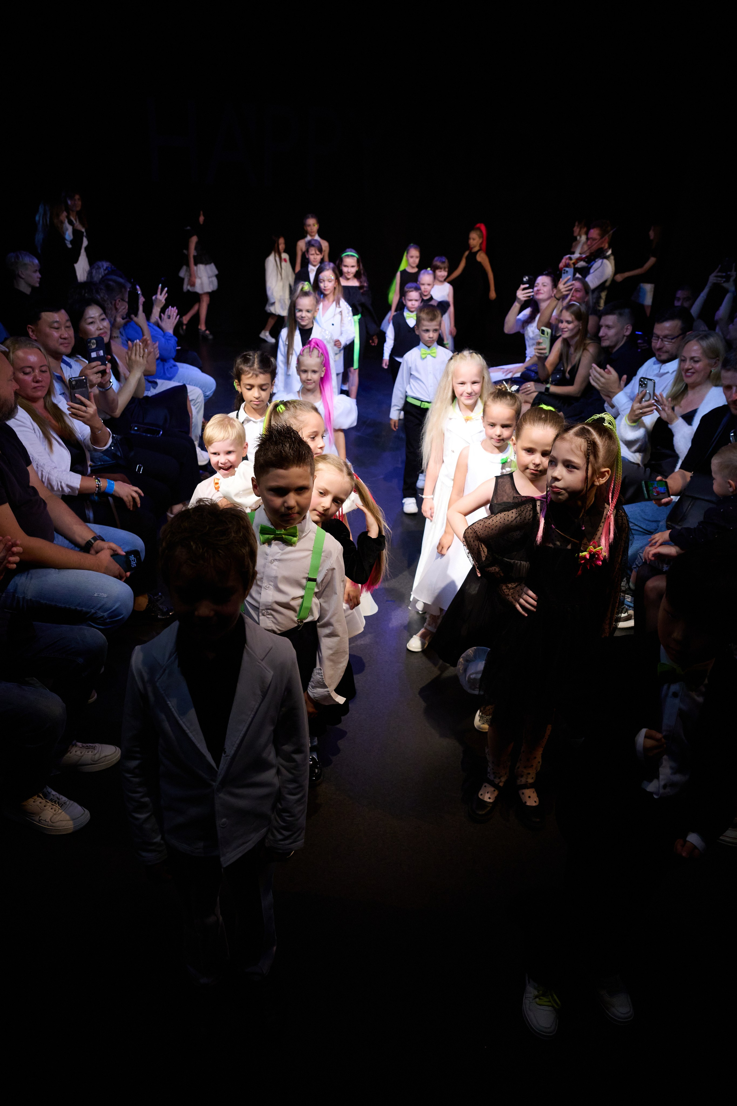 Выпускной модельной школы Happy Kids. Портретный фотограф Санкт-Петербург Владимир Веселов