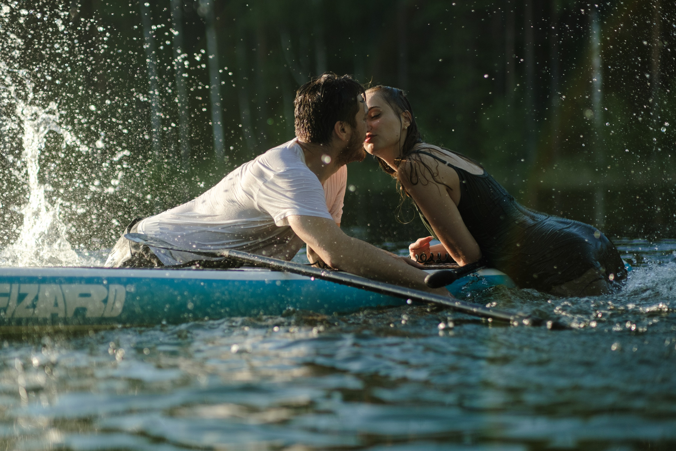Петя и Лина, на сапах. Интерьерный фотограф и видеограф в Санкт-Петербурге Вадим Балбашевский