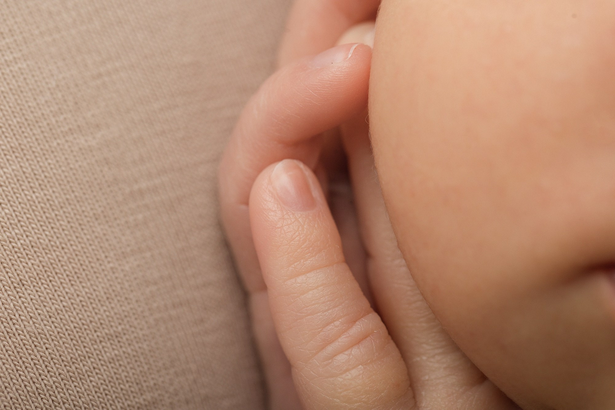 Майя. Семейный фотограф новорождённых в Серпухове Юлия Новикова +79637785957