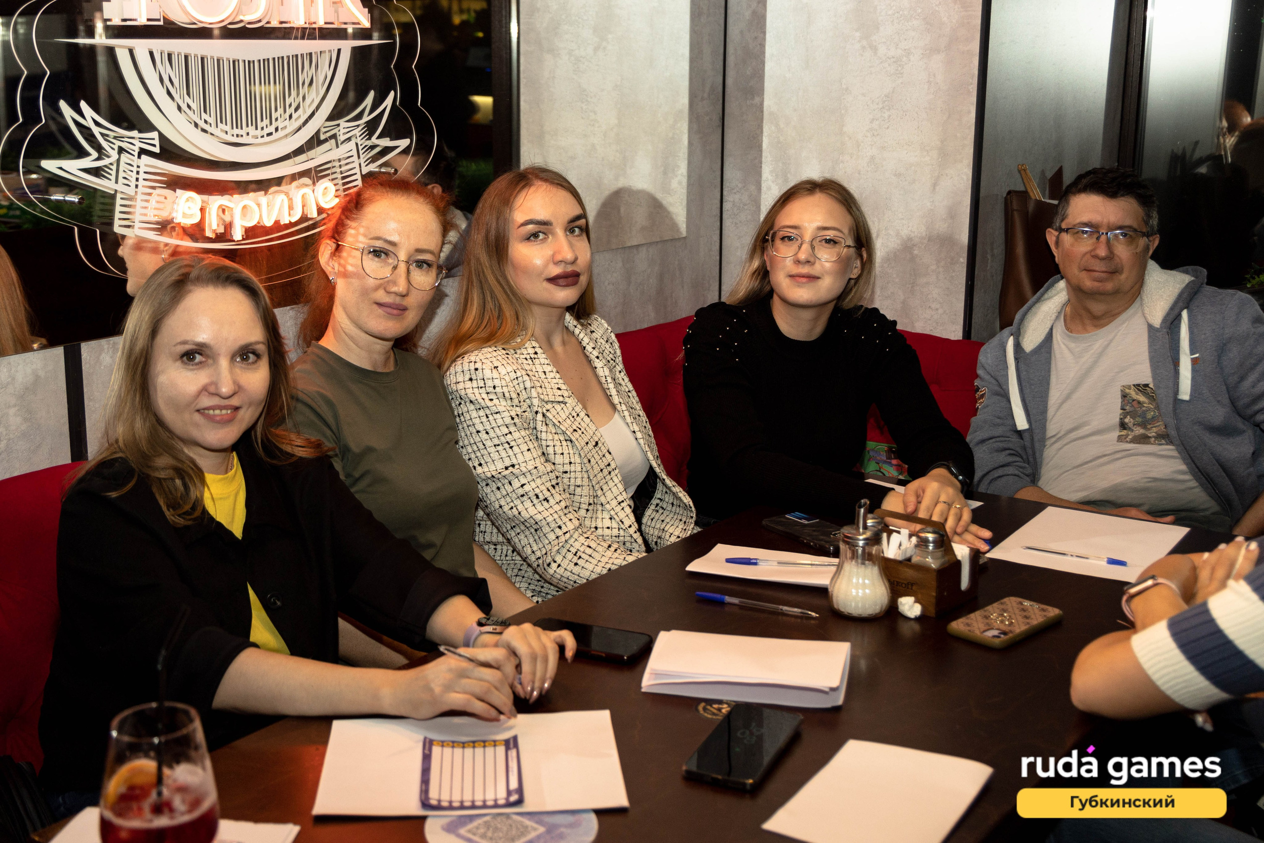 23 сентября. Фотограф в Губкинском | Александра Артамонова