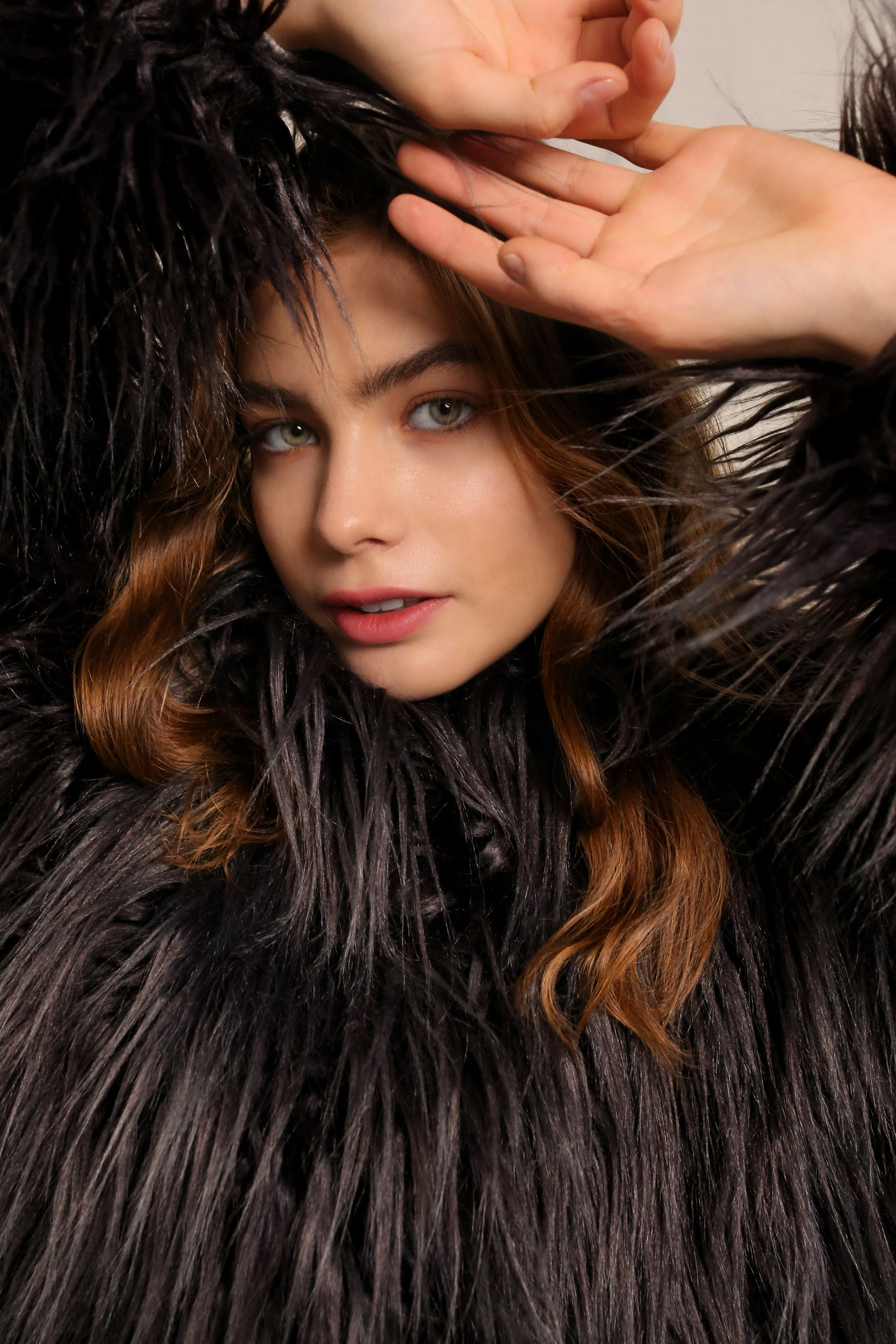 КАТАЛОГ ДЛЯ БРЕНДА ВЕРХНЕЙ ОДЕЖДЫ MISHKA. Бренд, контент фотограф в Волгограде Елена Даньшина