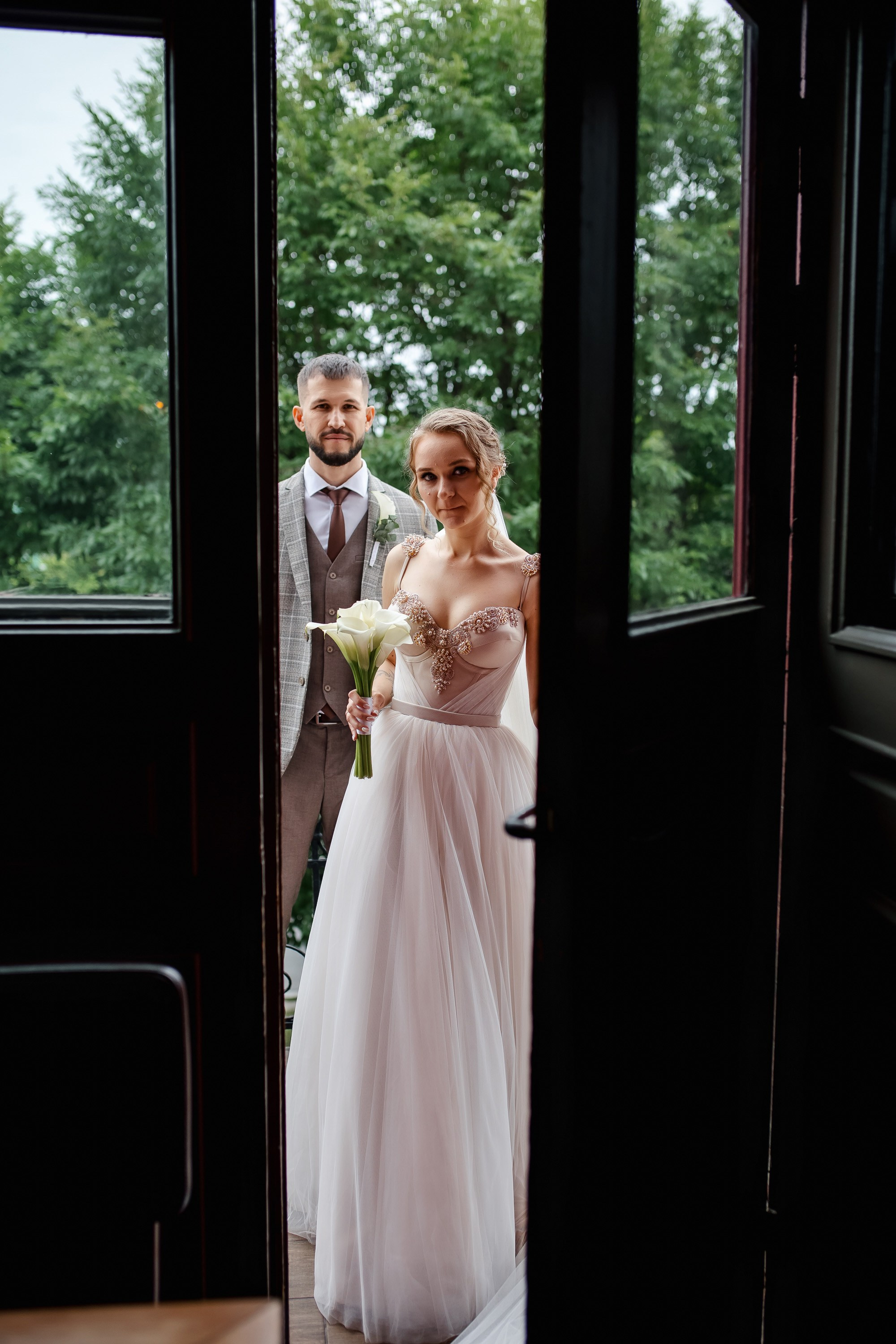 Степан и Ульяна. Утро. Загс. Прогулка. Дождь и солнце. Свадебный фотограф в Хабаровске