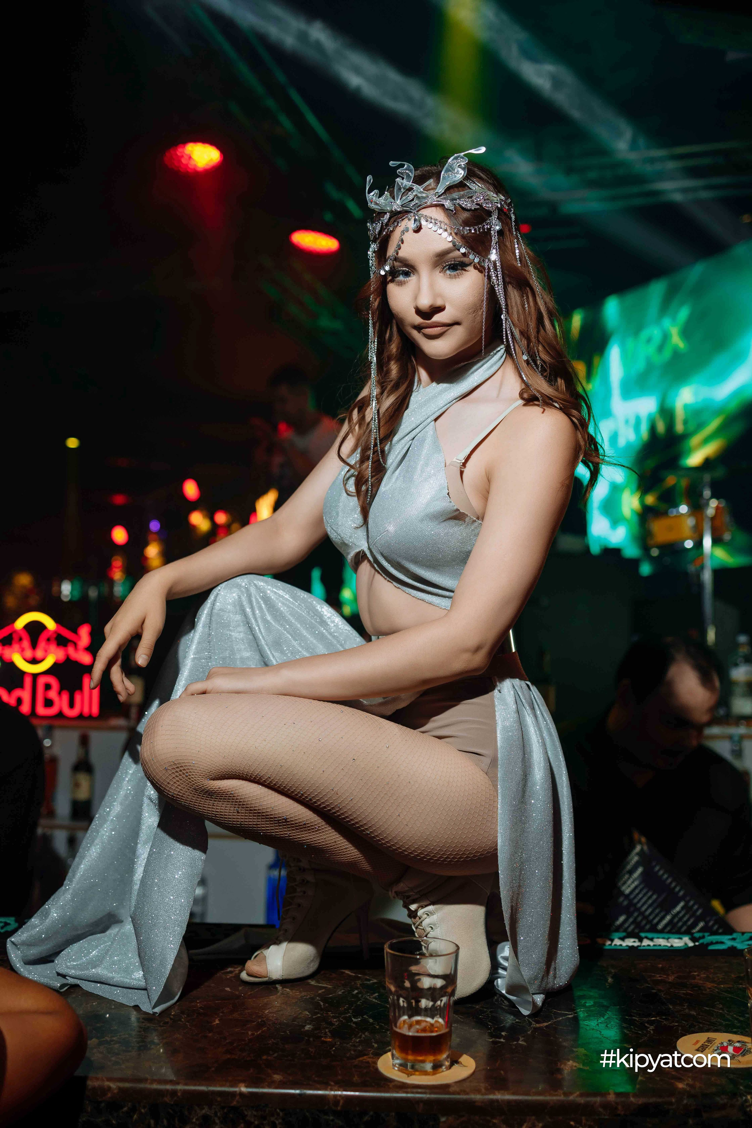 The Queen Prive. Кипятком Шымкент