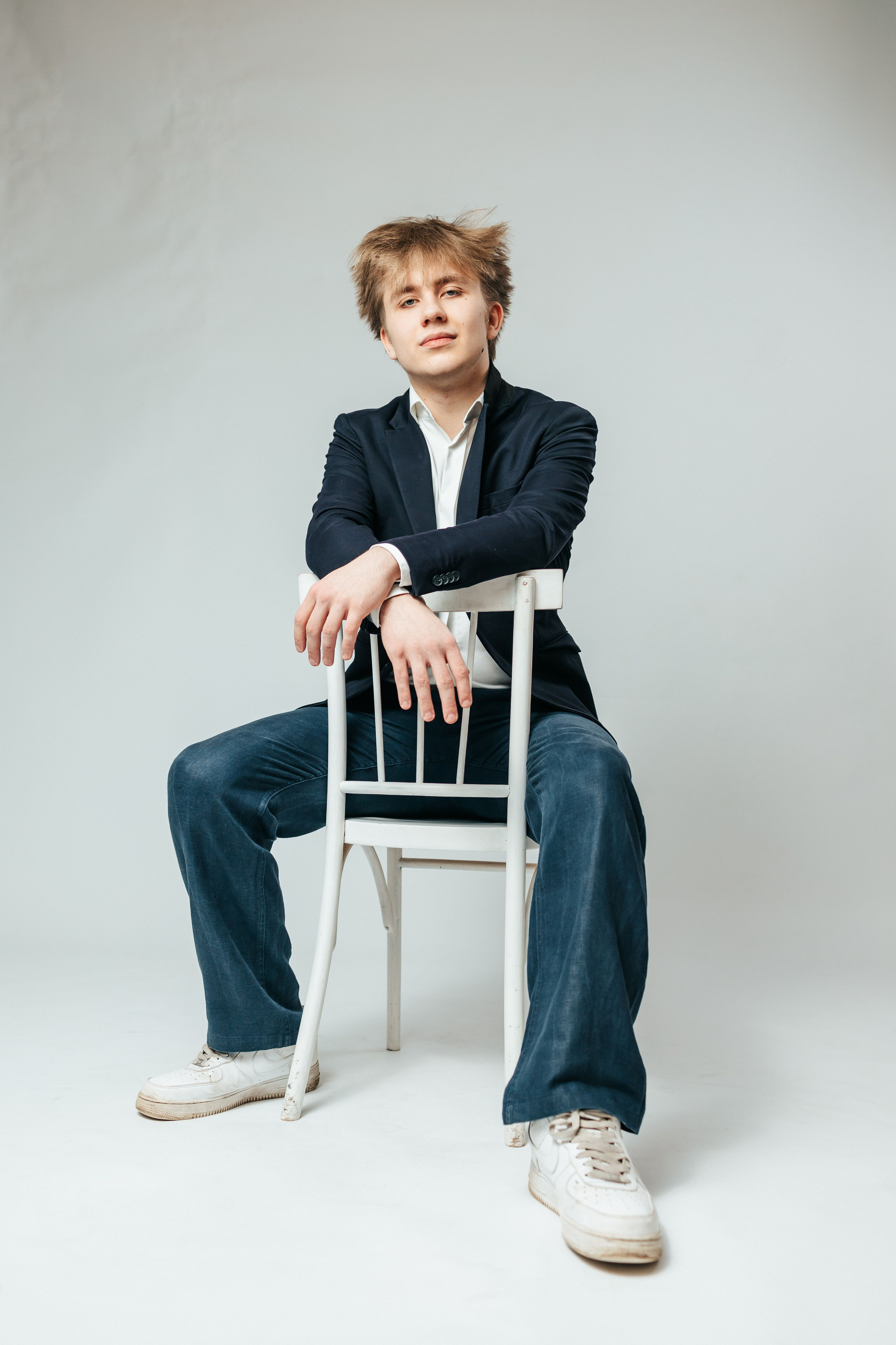 Студия школьной фотографии. Фотостудия выпускных альбомов в Твери. Студия школьной фотографии в Твери. Выпускные альбомы в Твери