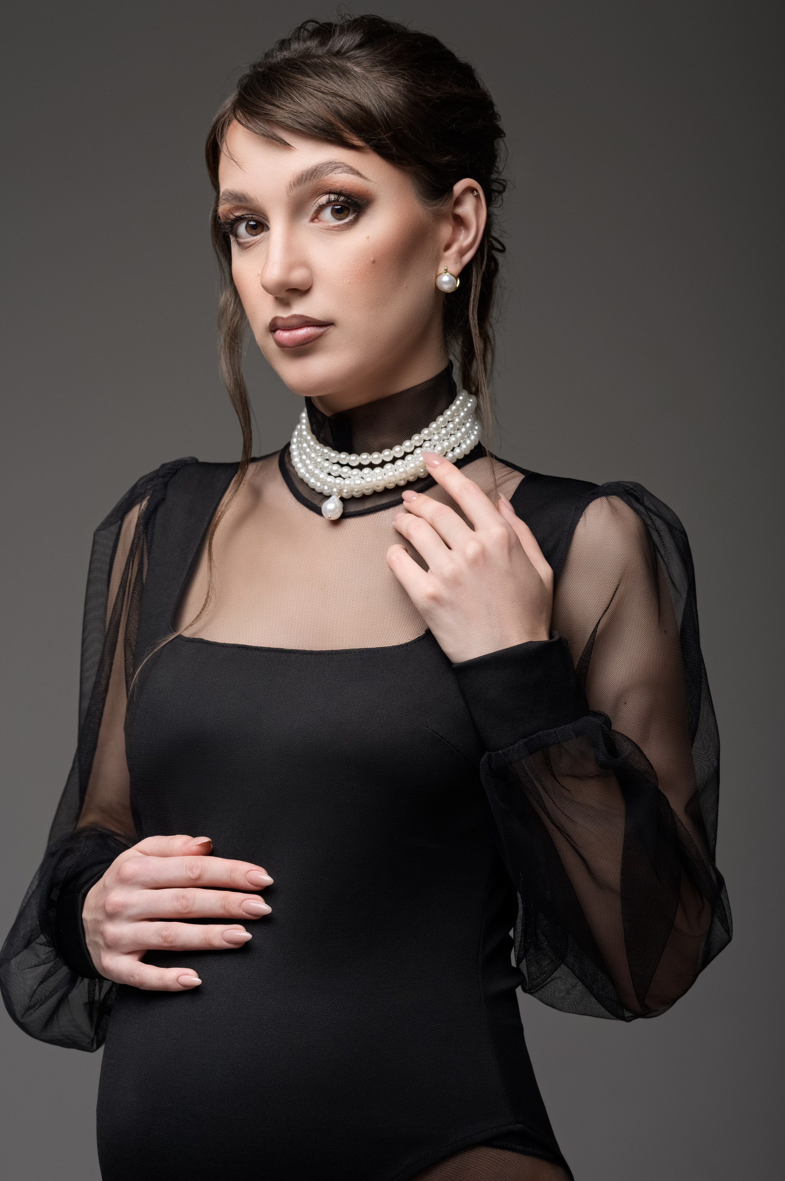 Фотосессия беременности в Крыму. Студийная фотосессия беременности. Стильная беременность. Фотограф беременных Ольга Топоривская.