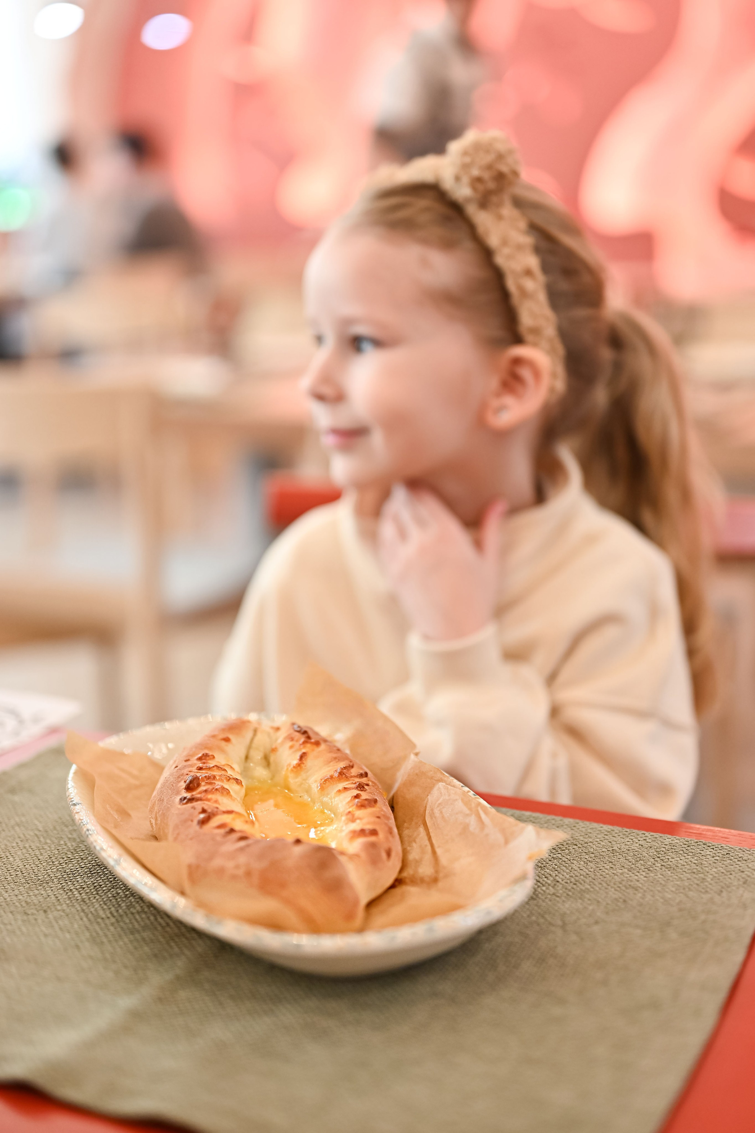 Детский мастеркласс в ресторане. ZDARONOKIA Репортажный фотограф