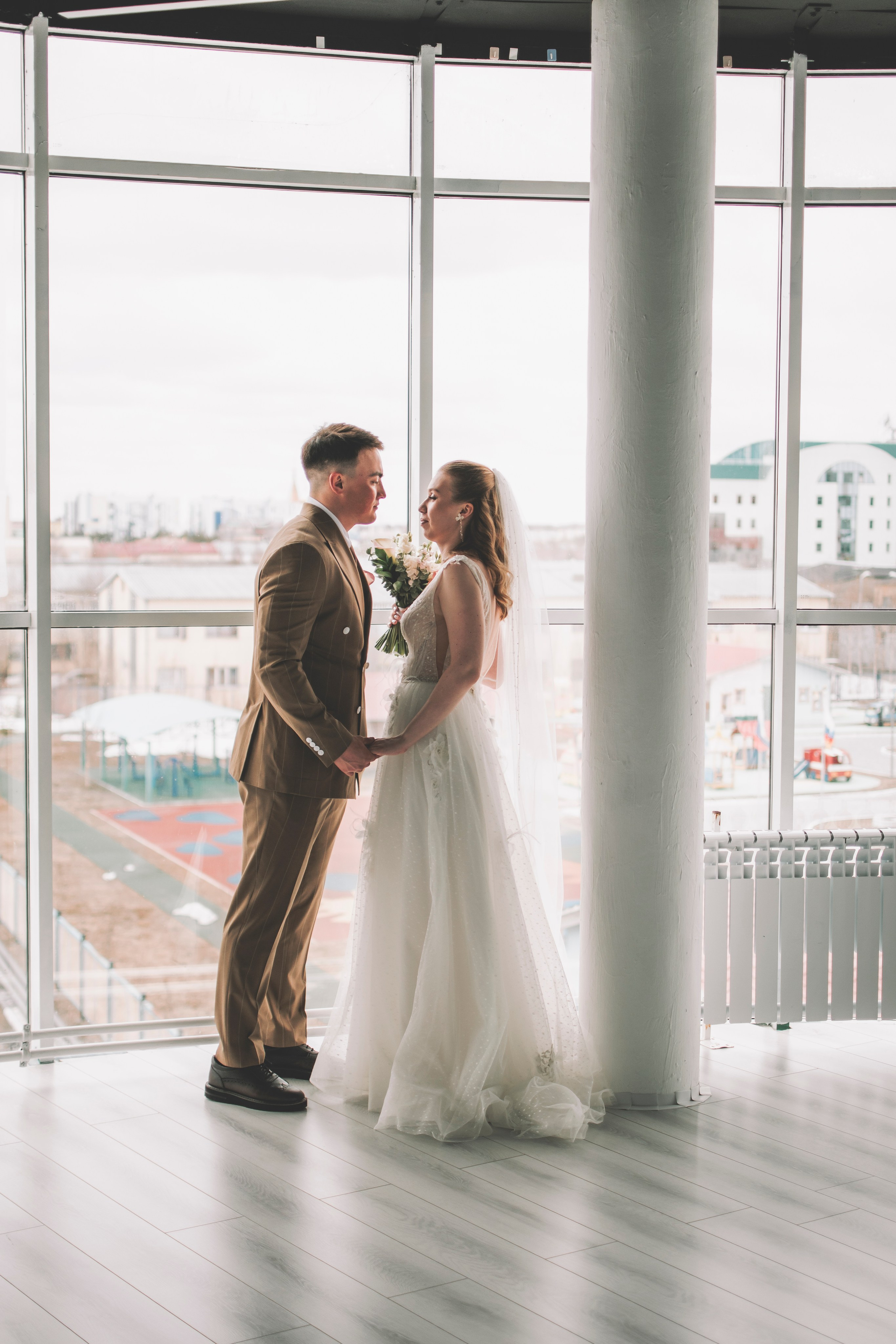 Альберт и Анастасия (Студийная фотосессия, роспись в ДК Нефтяник + фотосессия с гостями). Семейный и свадебный фотограф Губкинский и Ставрополь