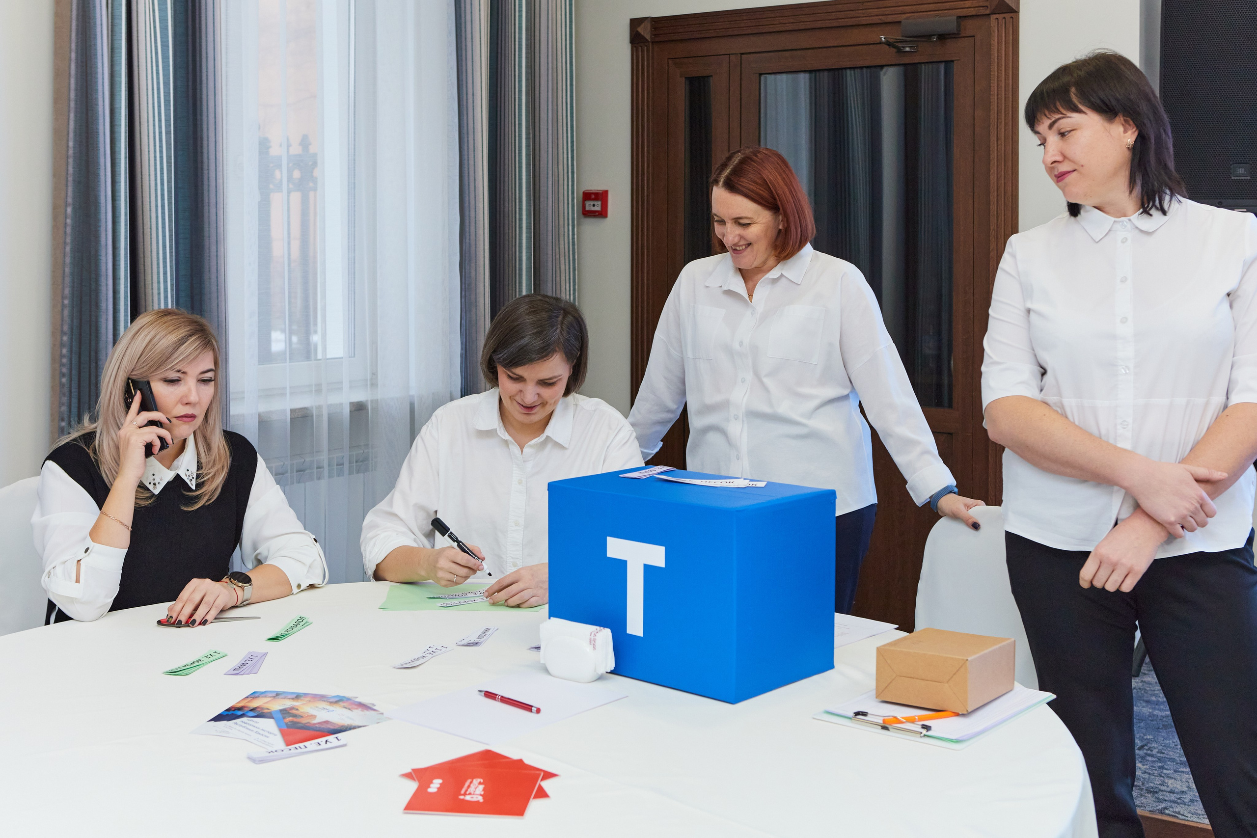 Бизнес-игра «Экспортное казино», центр «Мой Бизнес». Контент-фотограф в Абакане Наталья Нагибина