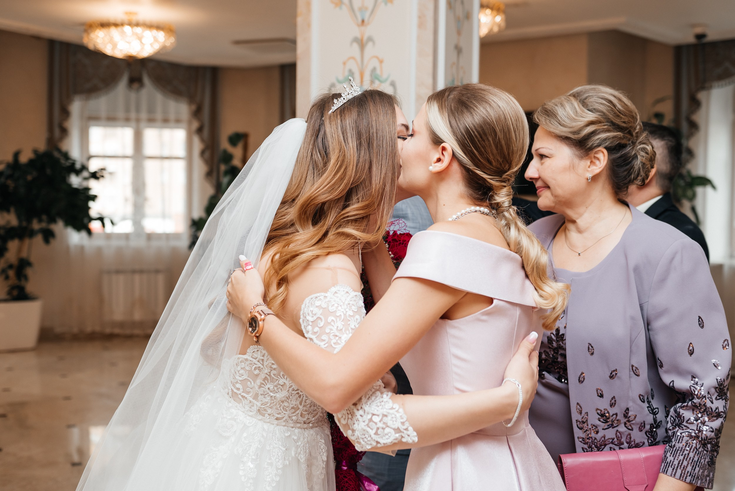 Александр и Владислава. Контент-фотограф Москва репортажный фотограф Настя Профото