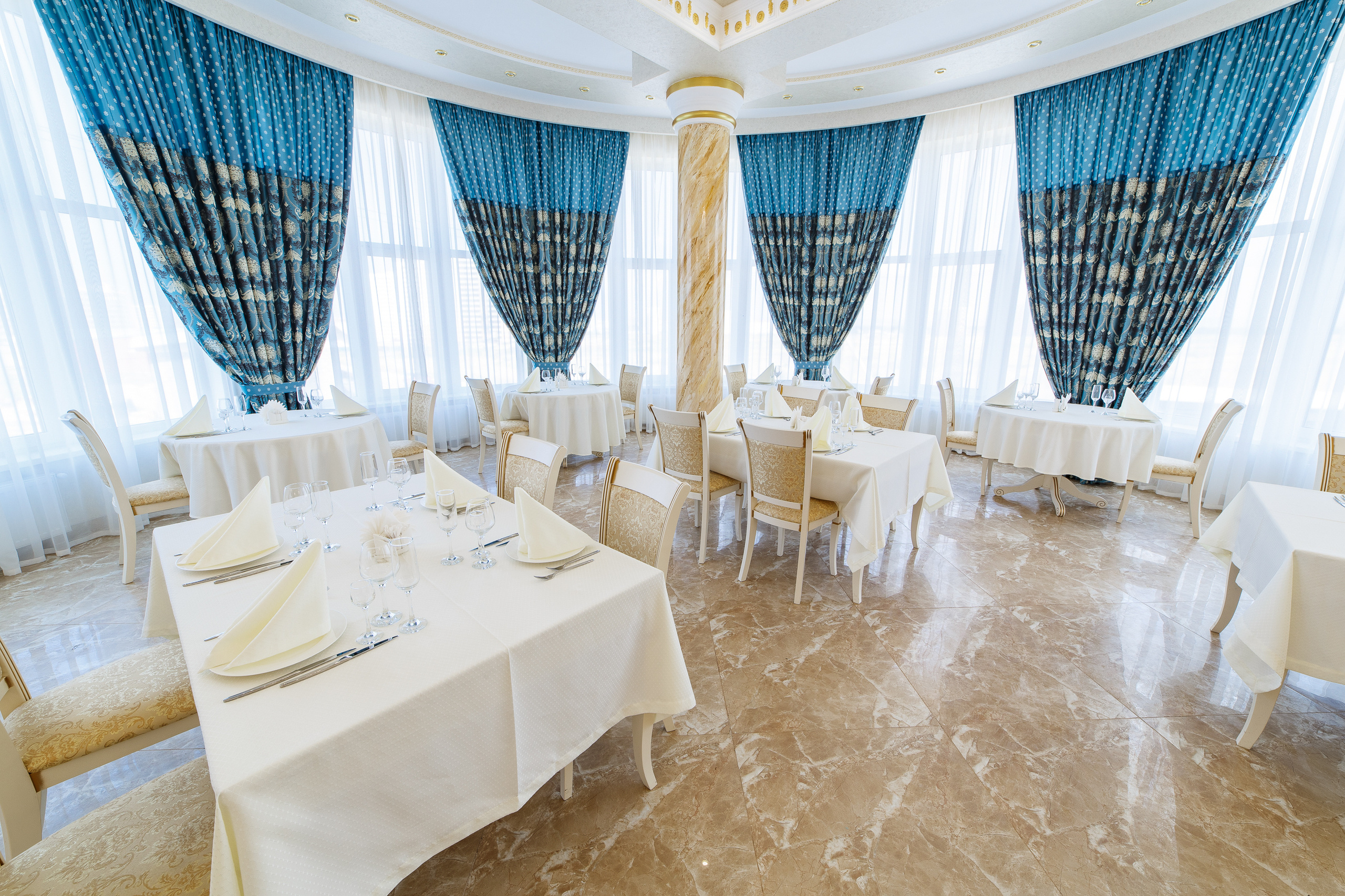 Renatphoto-Топовый фотограф по интерьерной фотосъёмке в г. Анапа. Профессиональная фотосъёмка интерьеров, предметная фотосессия еды для меню г. Анапа