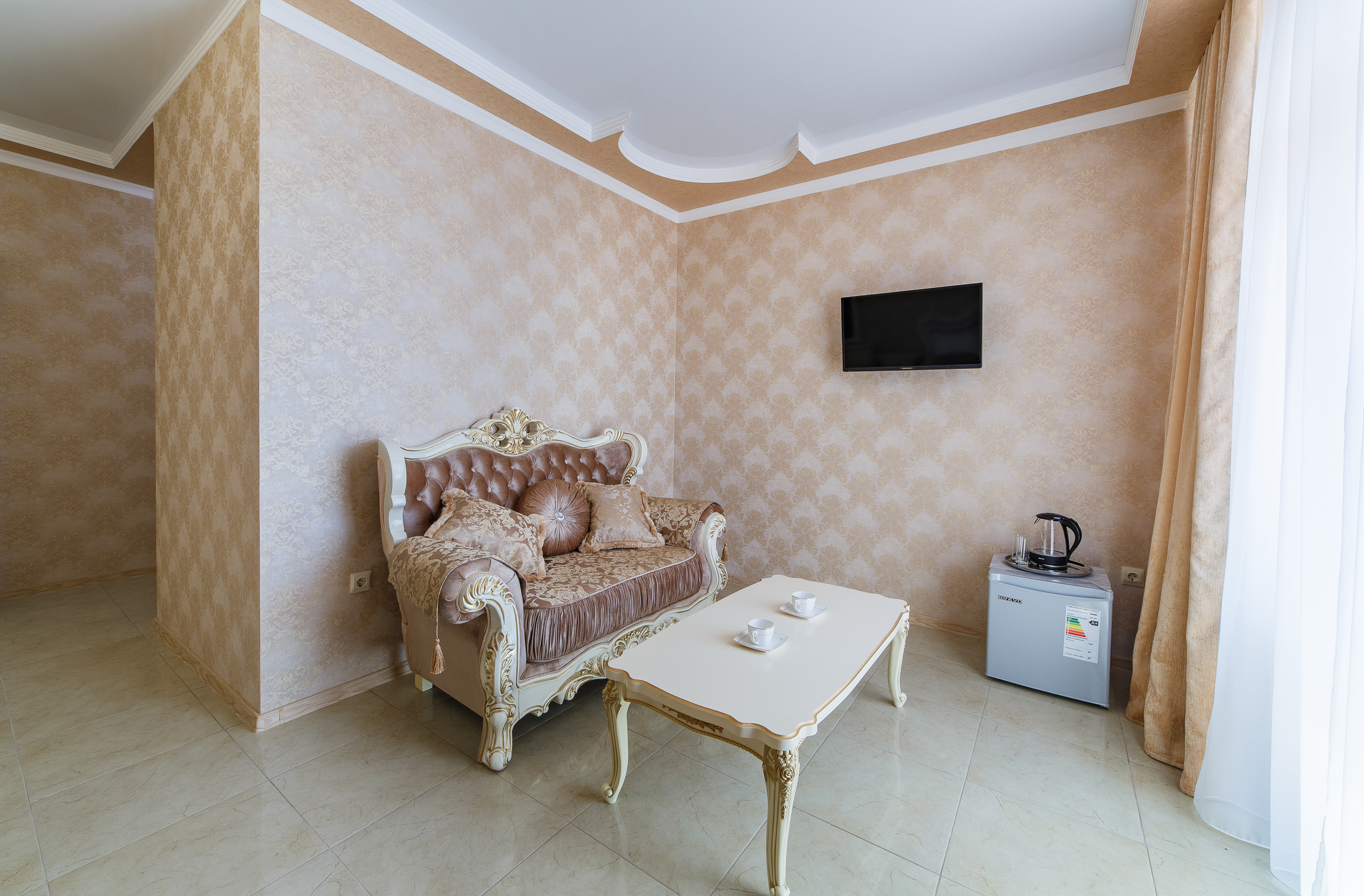 Renatphoto-Топовый фотограф по интерьерной фотосъёмке в г. Анапа. Профессиональная фотосъёмка интерьеров, предметная фотосессия еды для меню г. Анапа