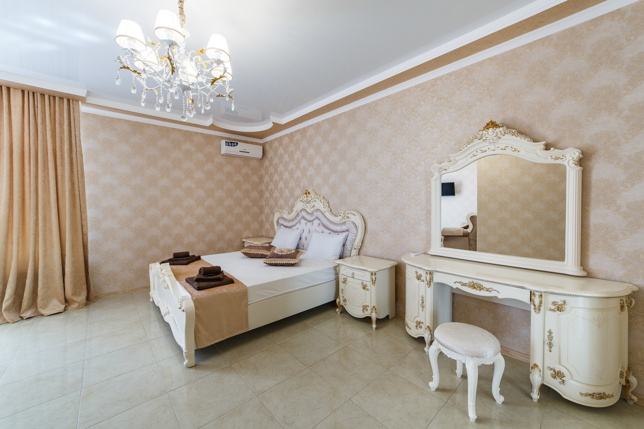 Renatphoto-Топовый фотограф по интерьерной фотосъёмке в г. Анапа. Профессиональная фотосъёмка интерьеров, предметная фотосессия еды для меню г. Анапа