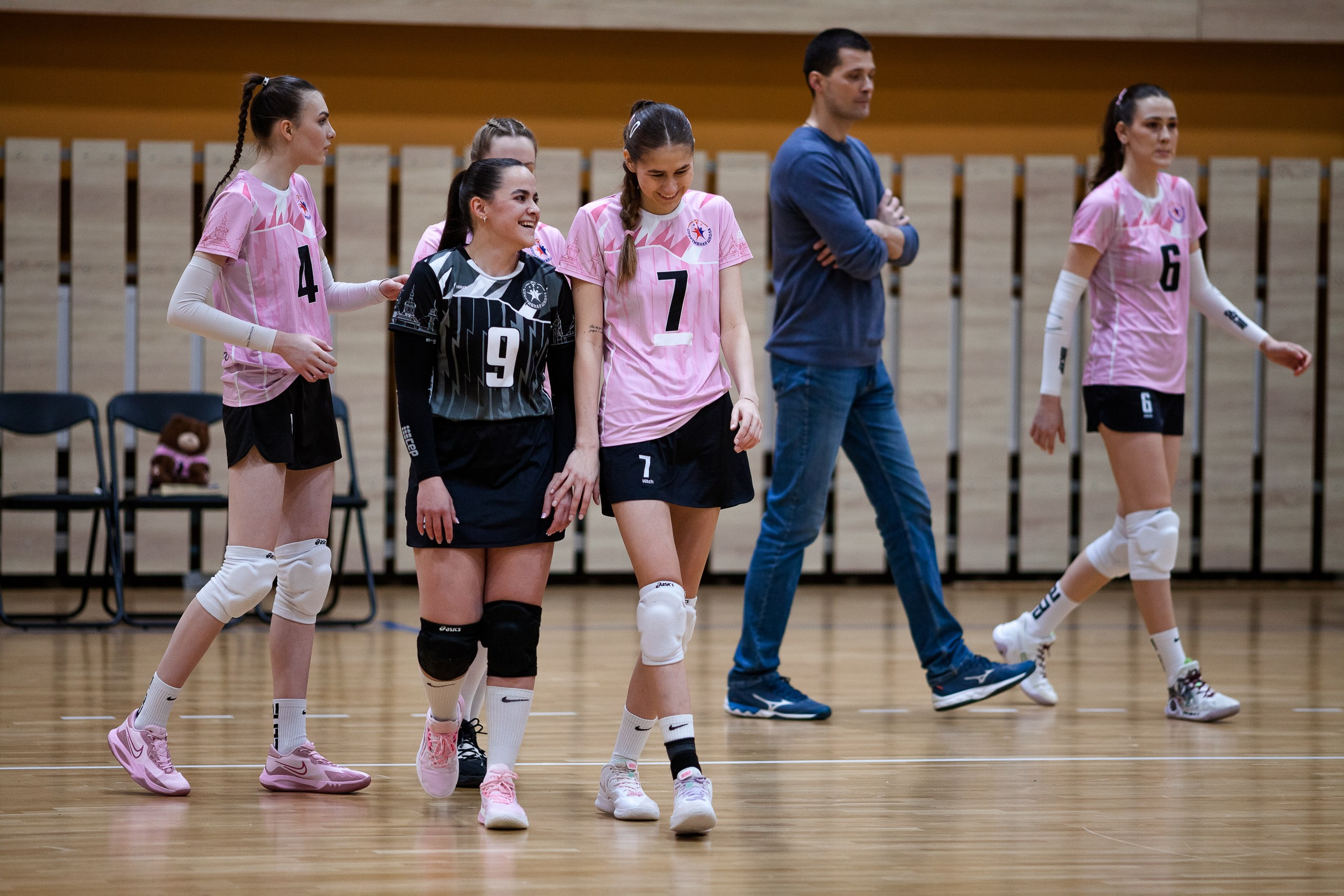 СШ11 — Искра / 1 игра. Фотография