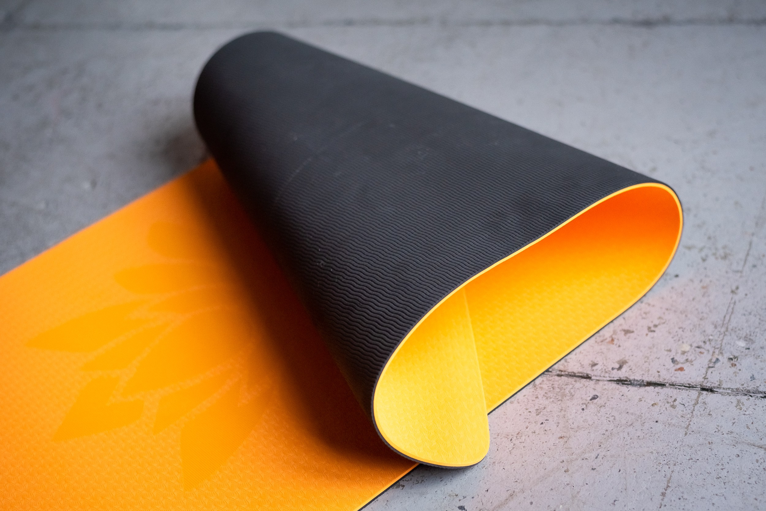 Фото для OZON коврики для йоги. КОНТЕНТ |БРЕНД фотограф Санкт-Петербург — Жанна Олтаржевская