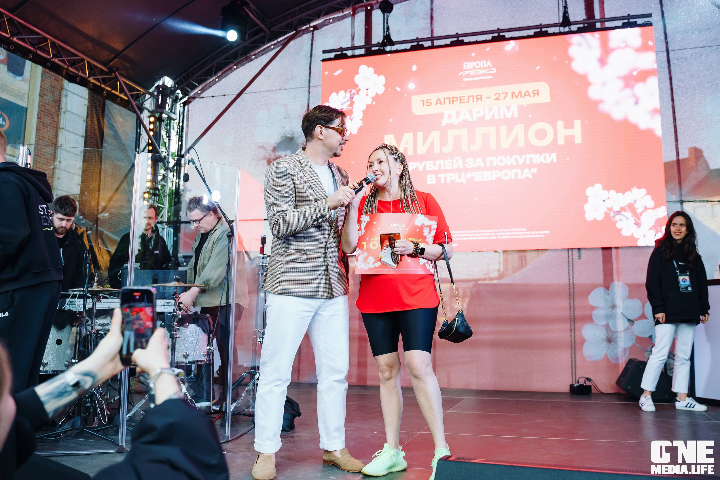 Фоторепортаж с 15-ти летия ТРЦ Европа. One Media Life: фоторепортажи, фотоотчеты с мероприятий и заведений