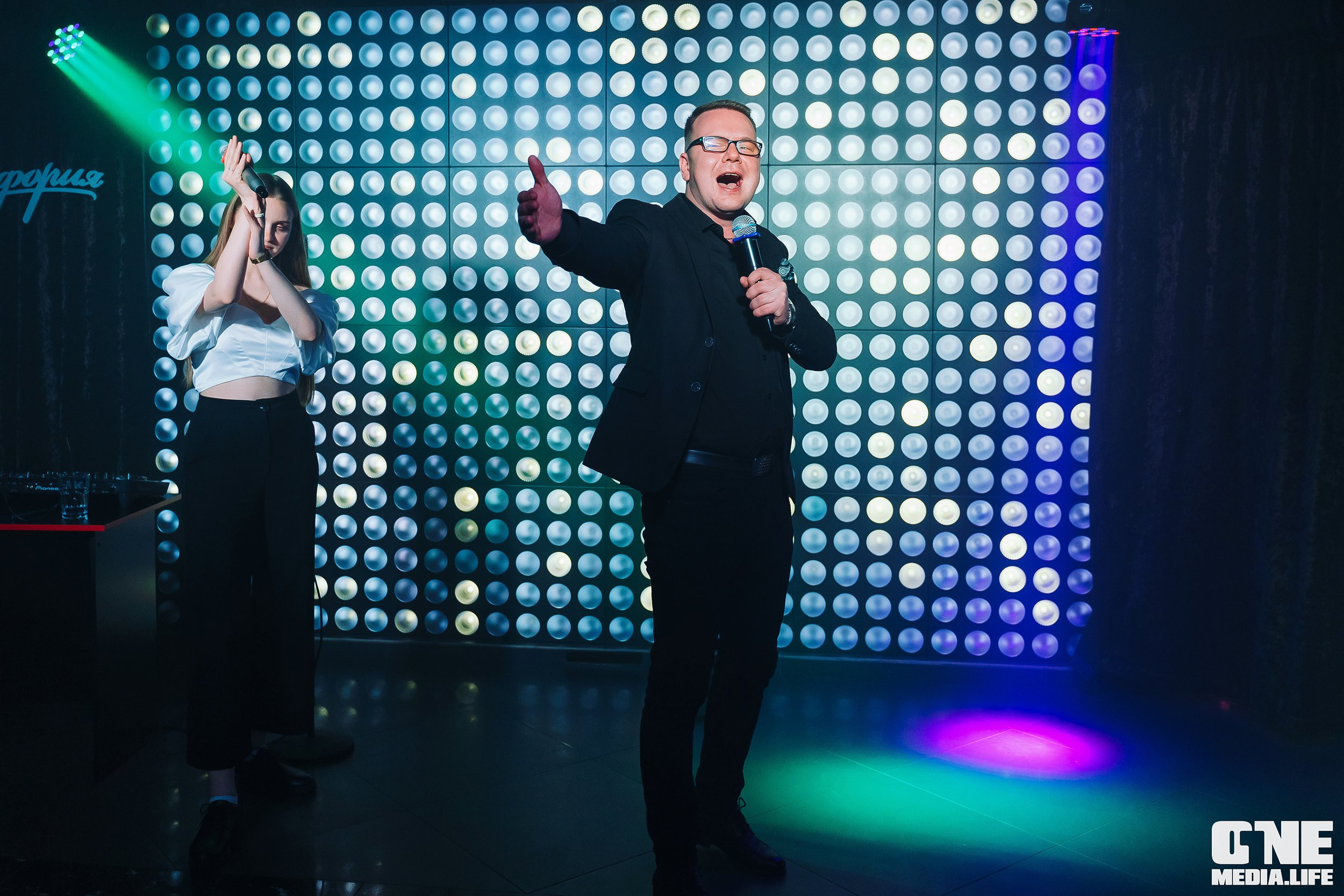 Фоторепортаж из караоке-клуба Эйфория. One Media Life: фоторепортажи, фотоотчеты с мероприятий и заведений