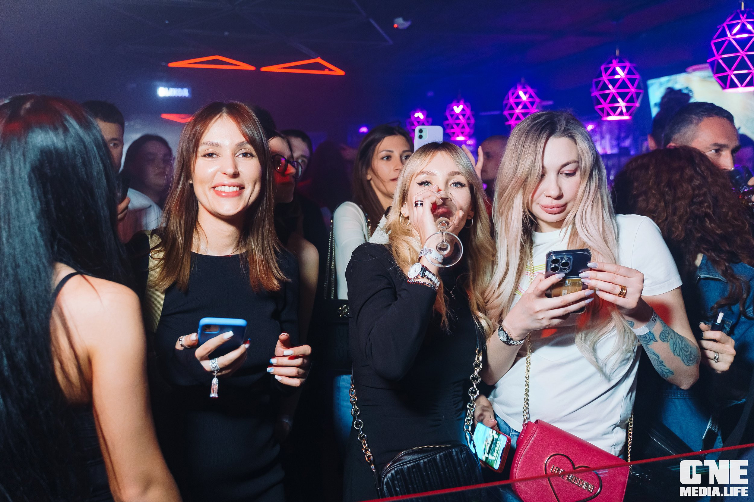 Антон Севидов в SECRET Night Club. One Media Life: фоторепортажи, фотоотчеты с мероприятий и заведений