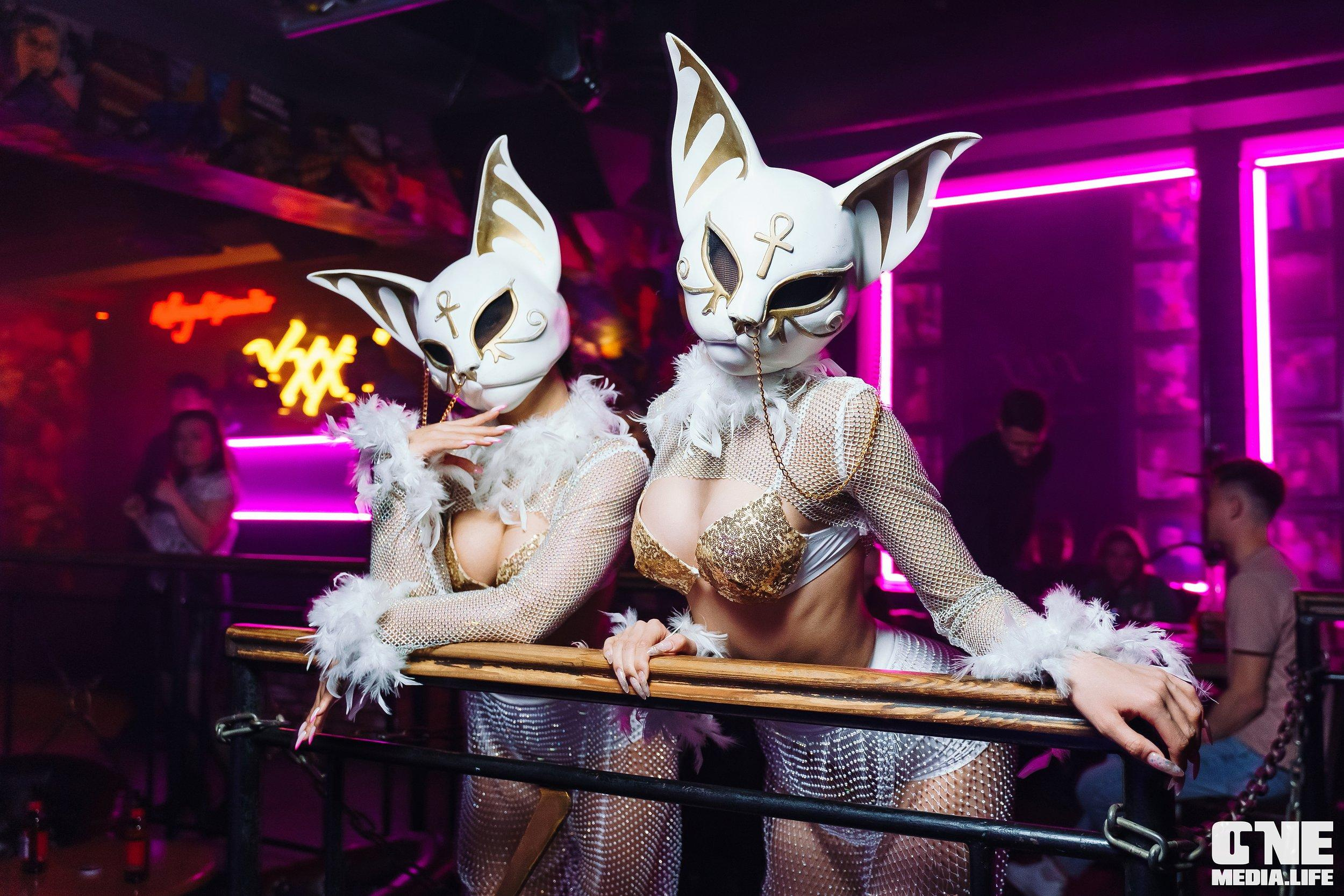 Фоторепортаж из караоке-клуба Эйфория. One Media Life: фоторепортажи, фотоотчеты с мероприятий и заведений