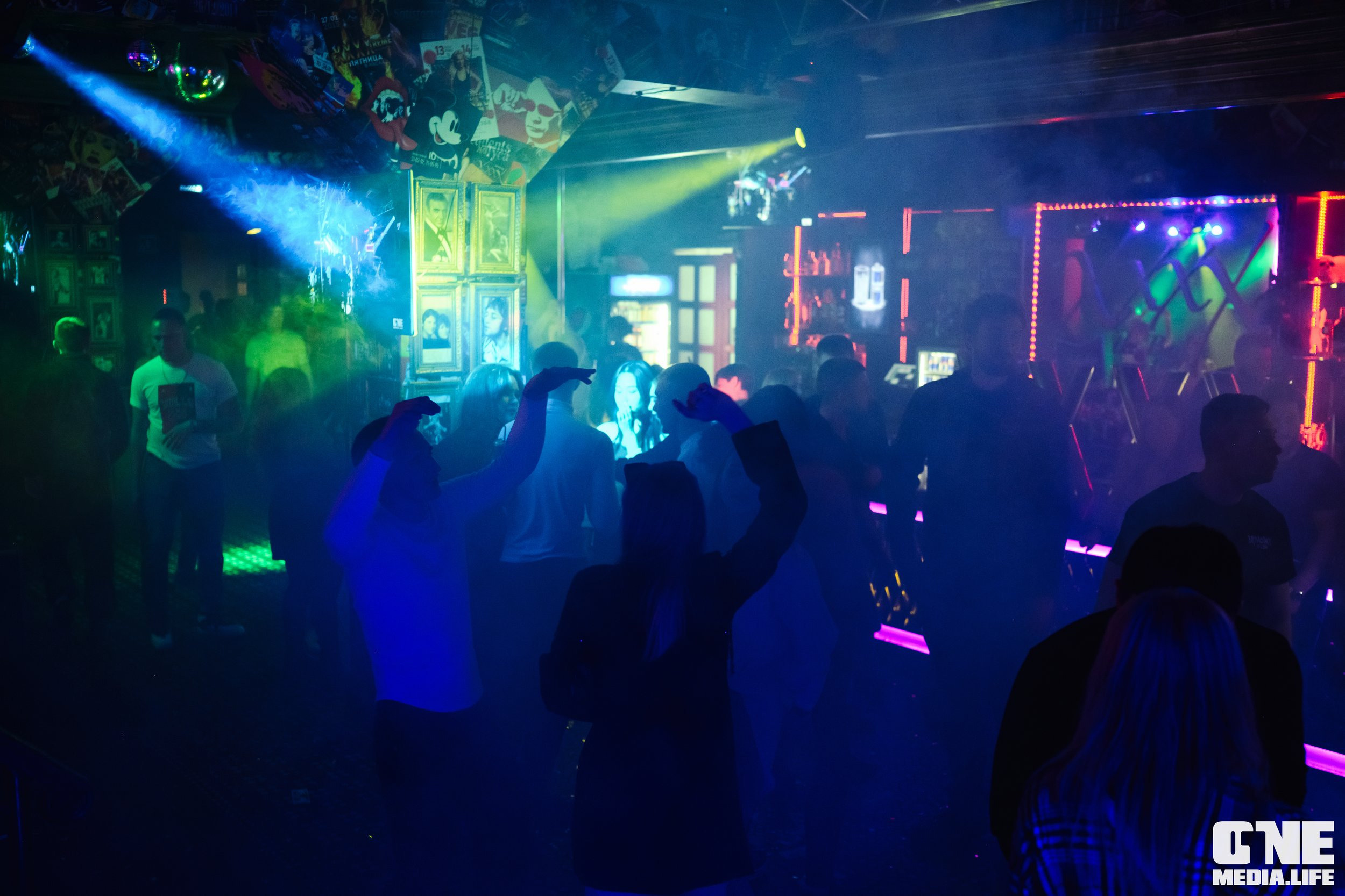 Фоторепортаж из караоке-клуба Эйфория. One Media Life: фоторепортажи, фотоотчеты с мероприятий и заведений