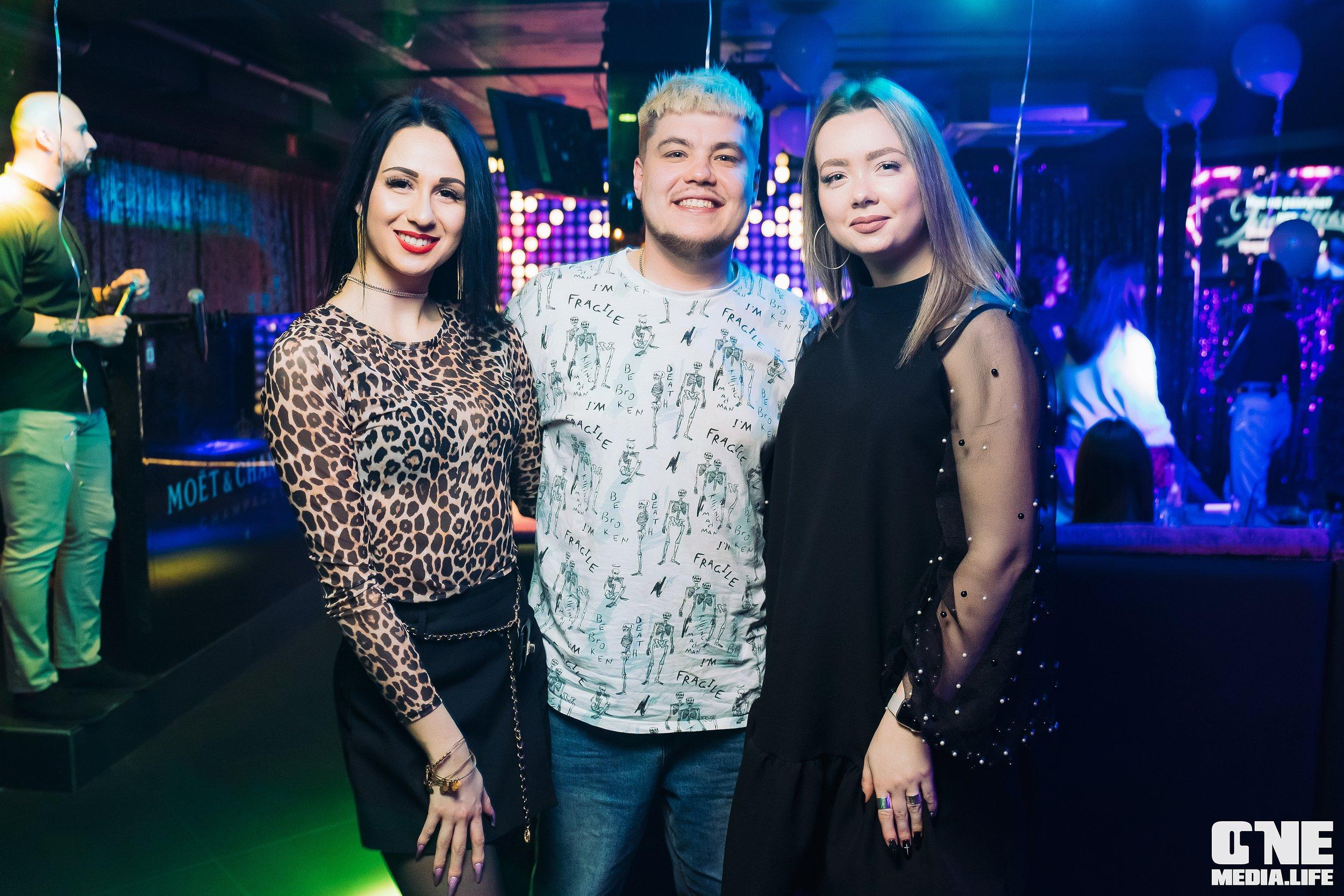 Фоторепортаж из караоке-клуба Эйфория. One Media Life: фоторепортажи, фотоотчеты с мероприятий и заведений