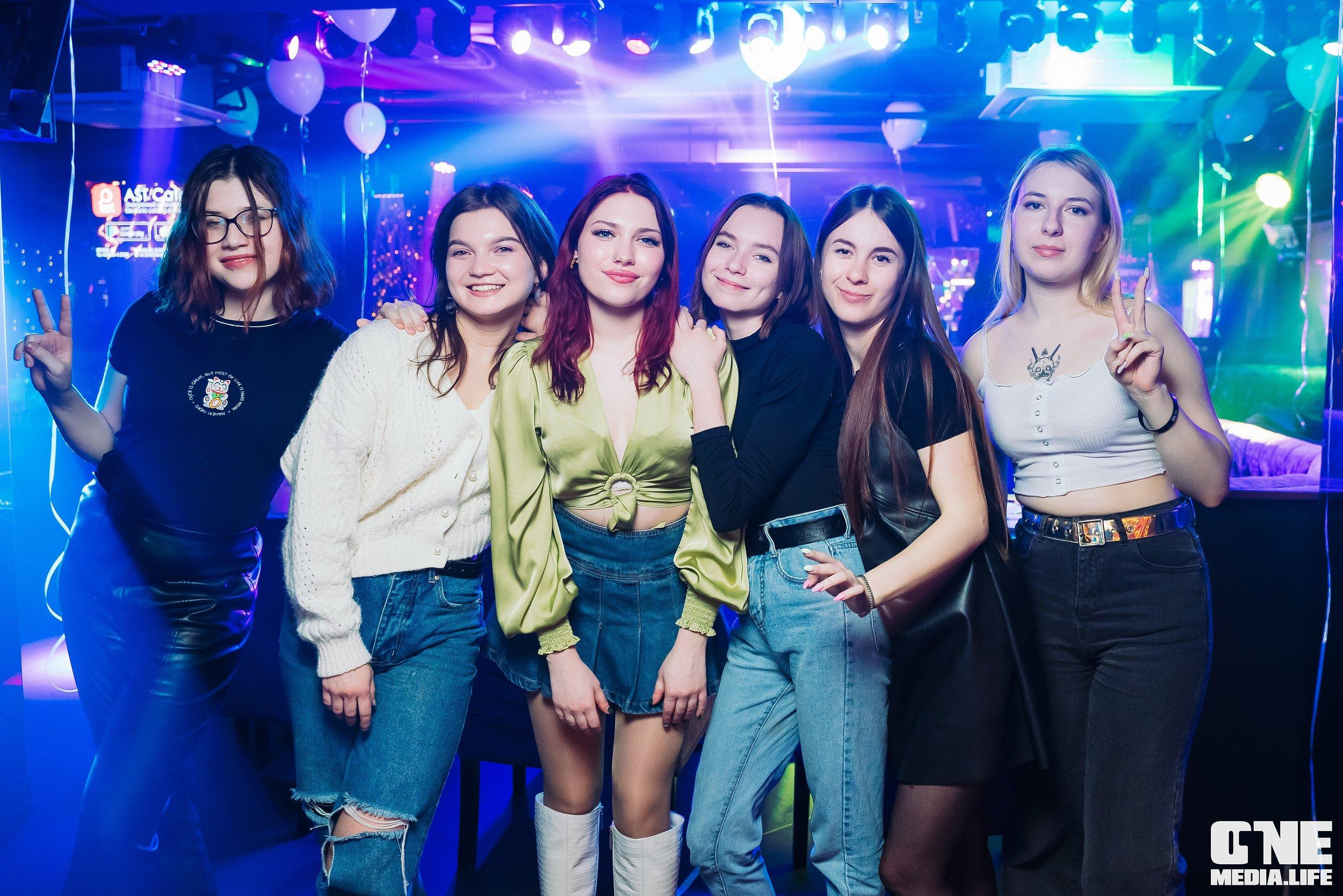 Фоторепортаж из караоке-клуба Эйфория. One Media Life: фоторепортажи, фотоотчеты с мероприятий и заведений