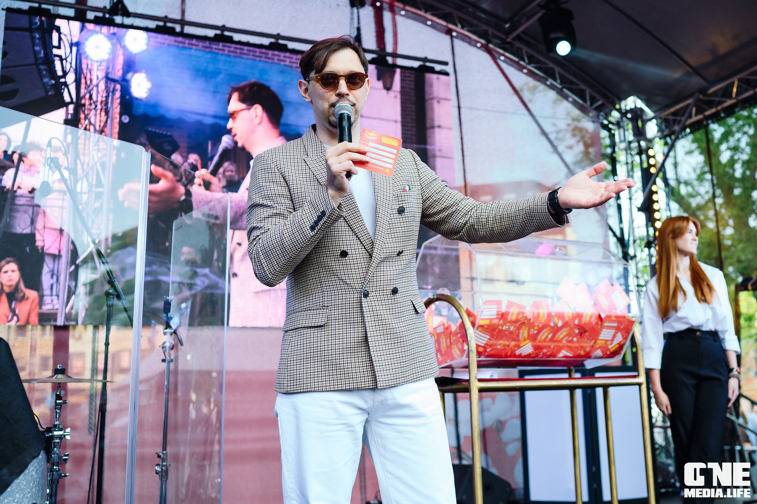 Фоторепортаж с 15-ти летия ТРЦ Европа. One Media Life: фоторепортажи, фотоотчеты с мероприятий и заведений