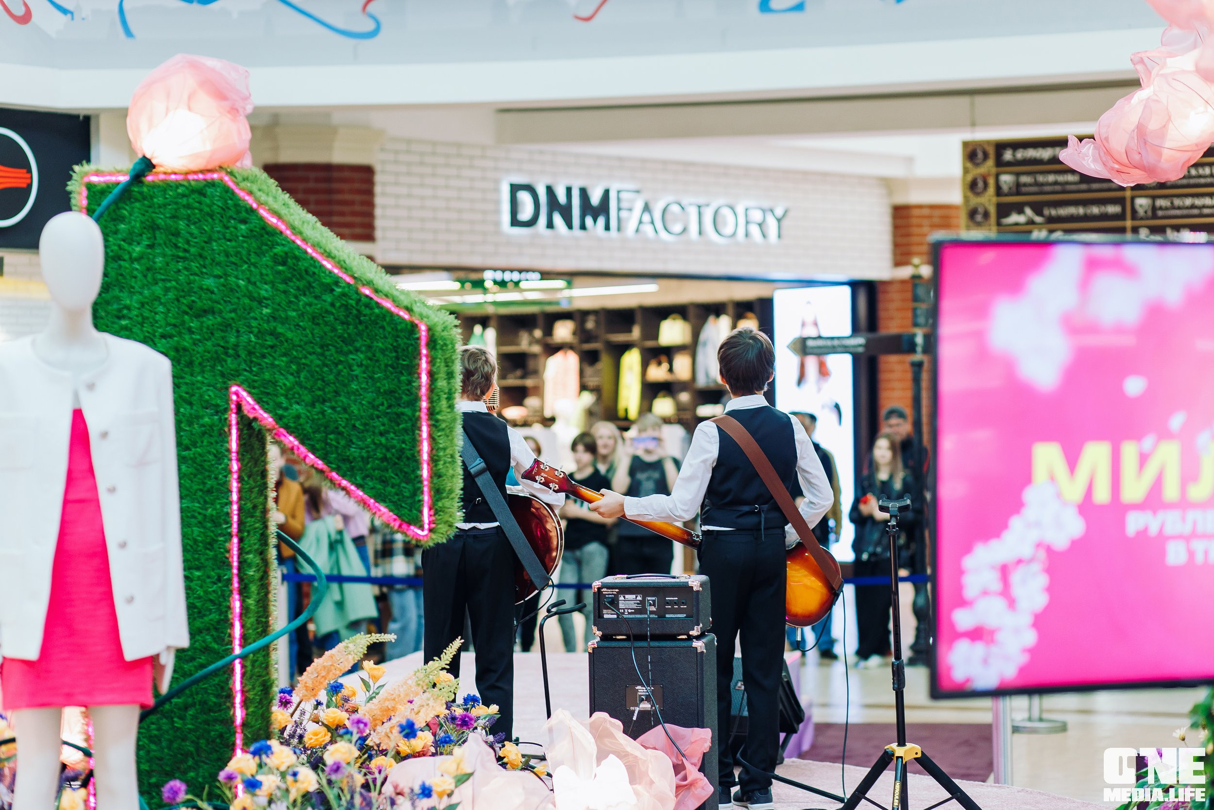 Фоторепортаж из ТРЦ Европа. One Media Life: фоторепортажи, фотоотчеты с мероприятий и заведений