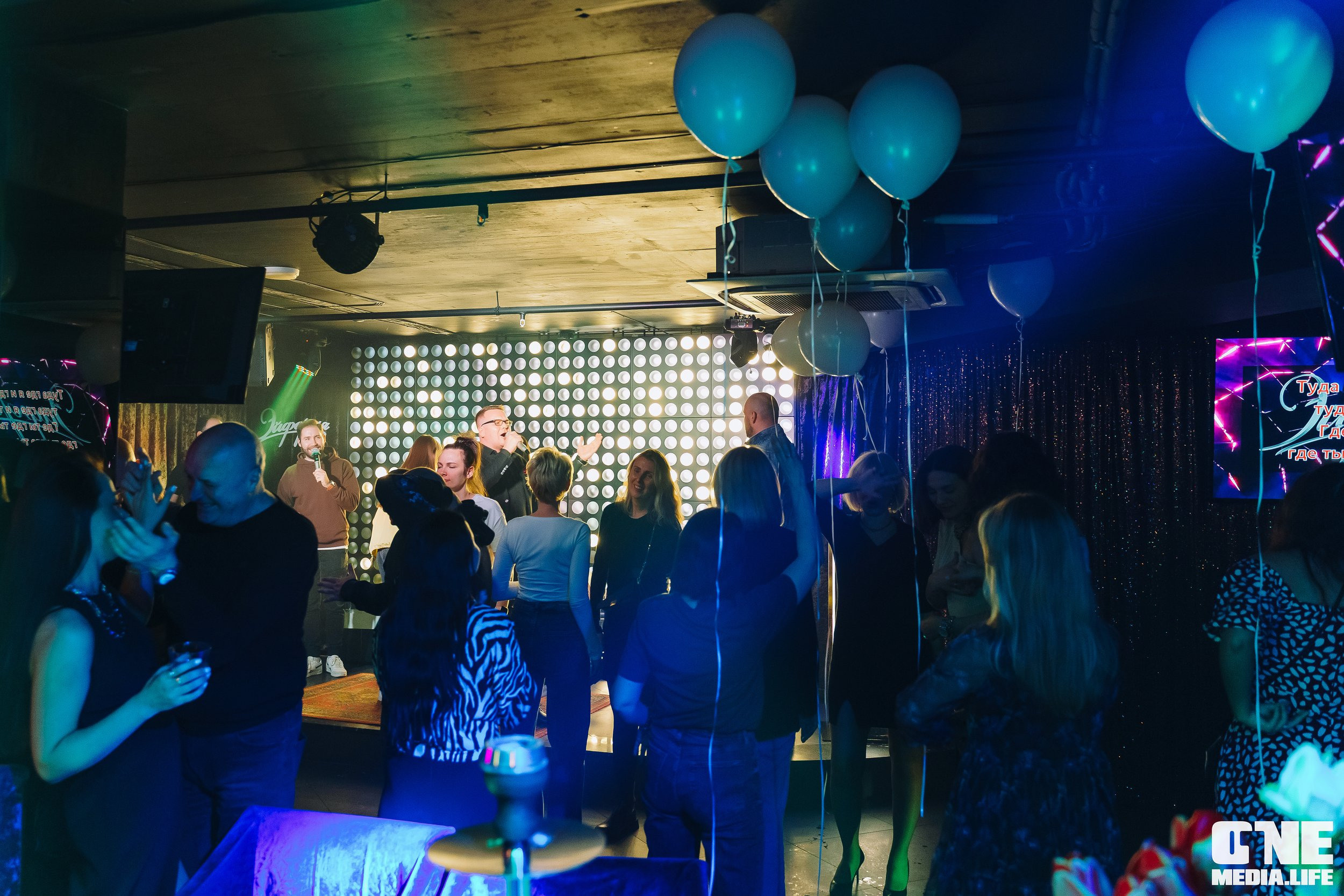 Фоторепортаж из караоке-клуба Эйфория. One Media Life: фоторепортажи, фотоотчеты с мероприятий и заведений